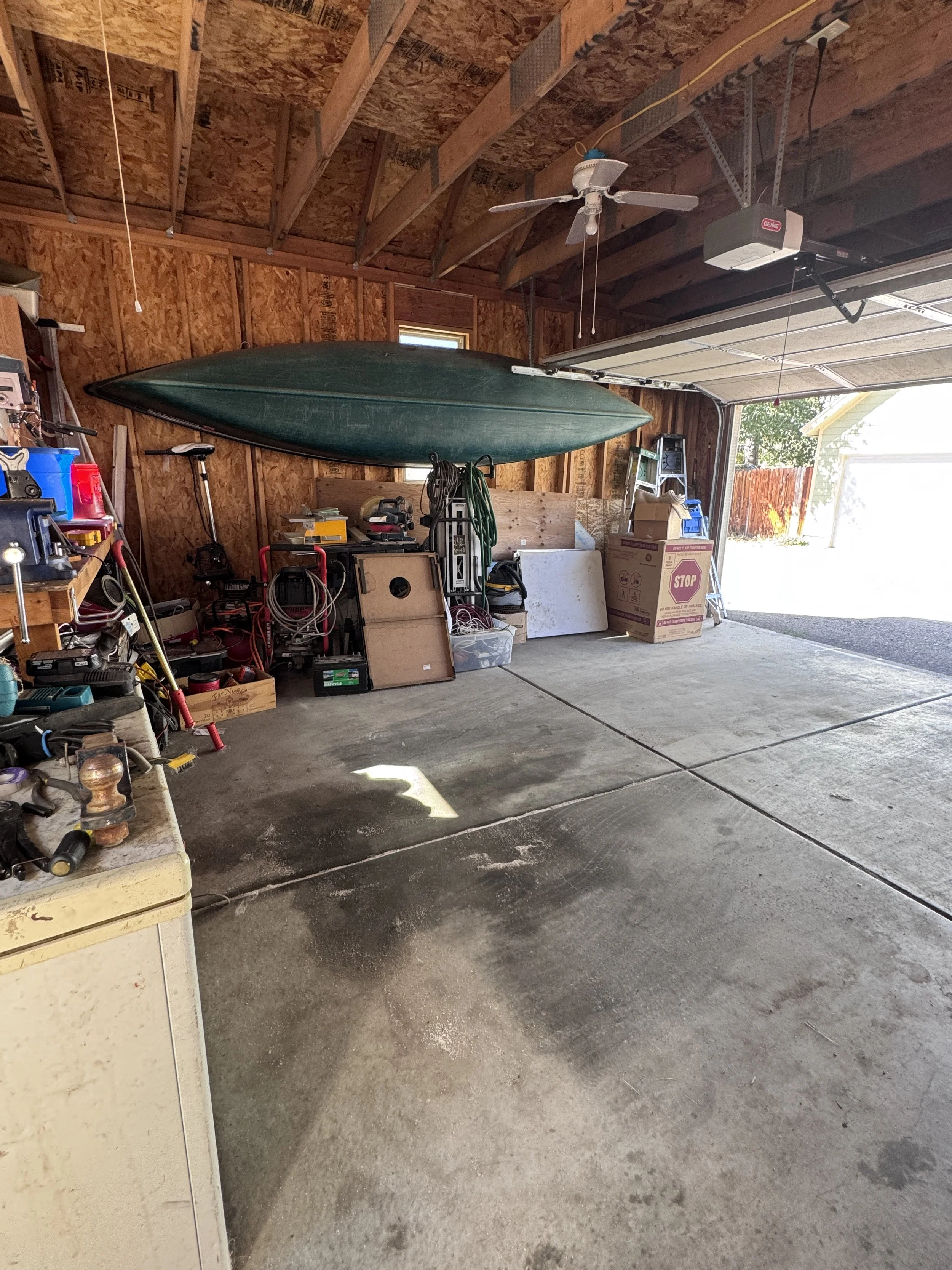 14 Garage 03.jpg