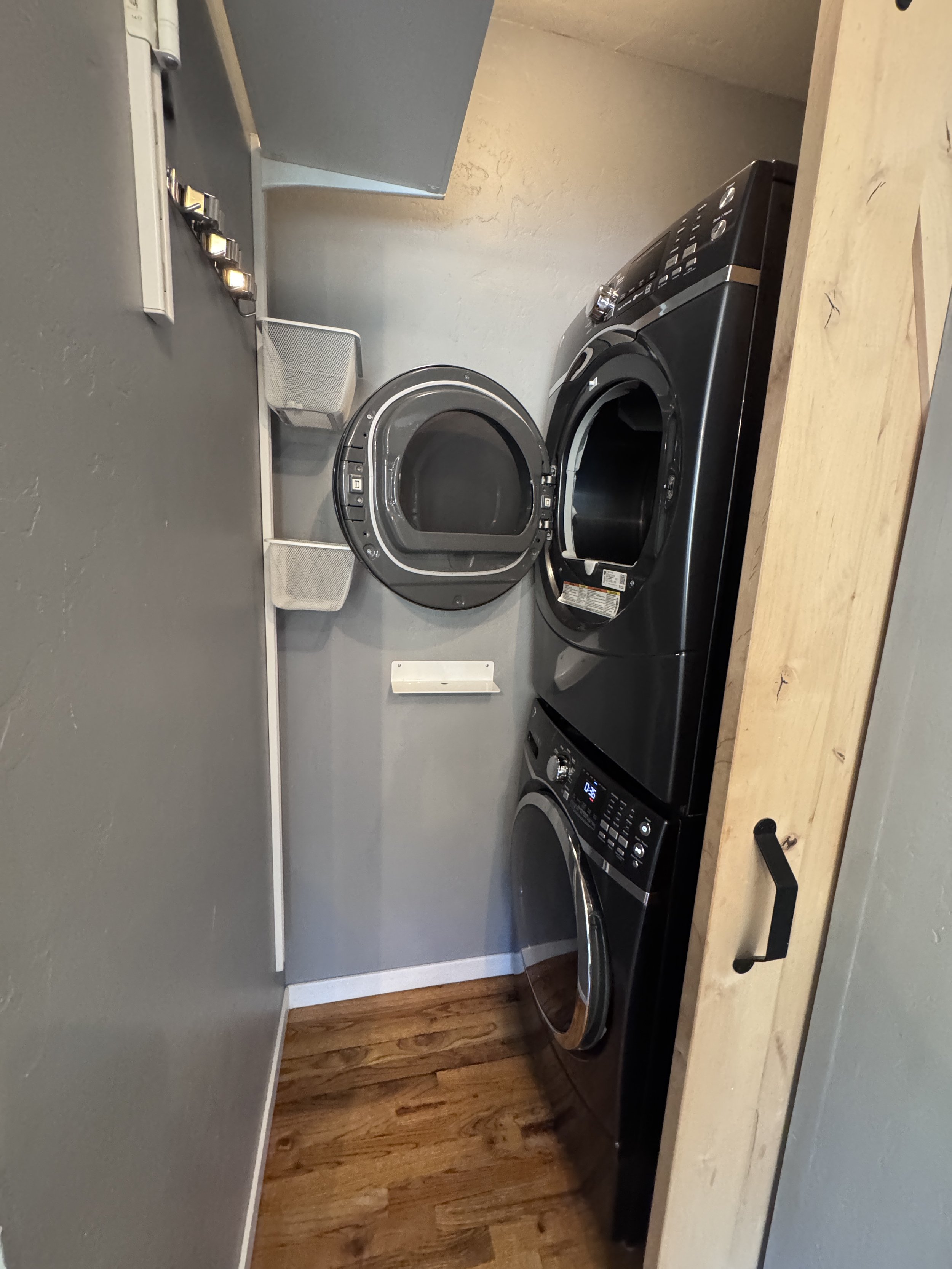08 Laundry 01.jpg