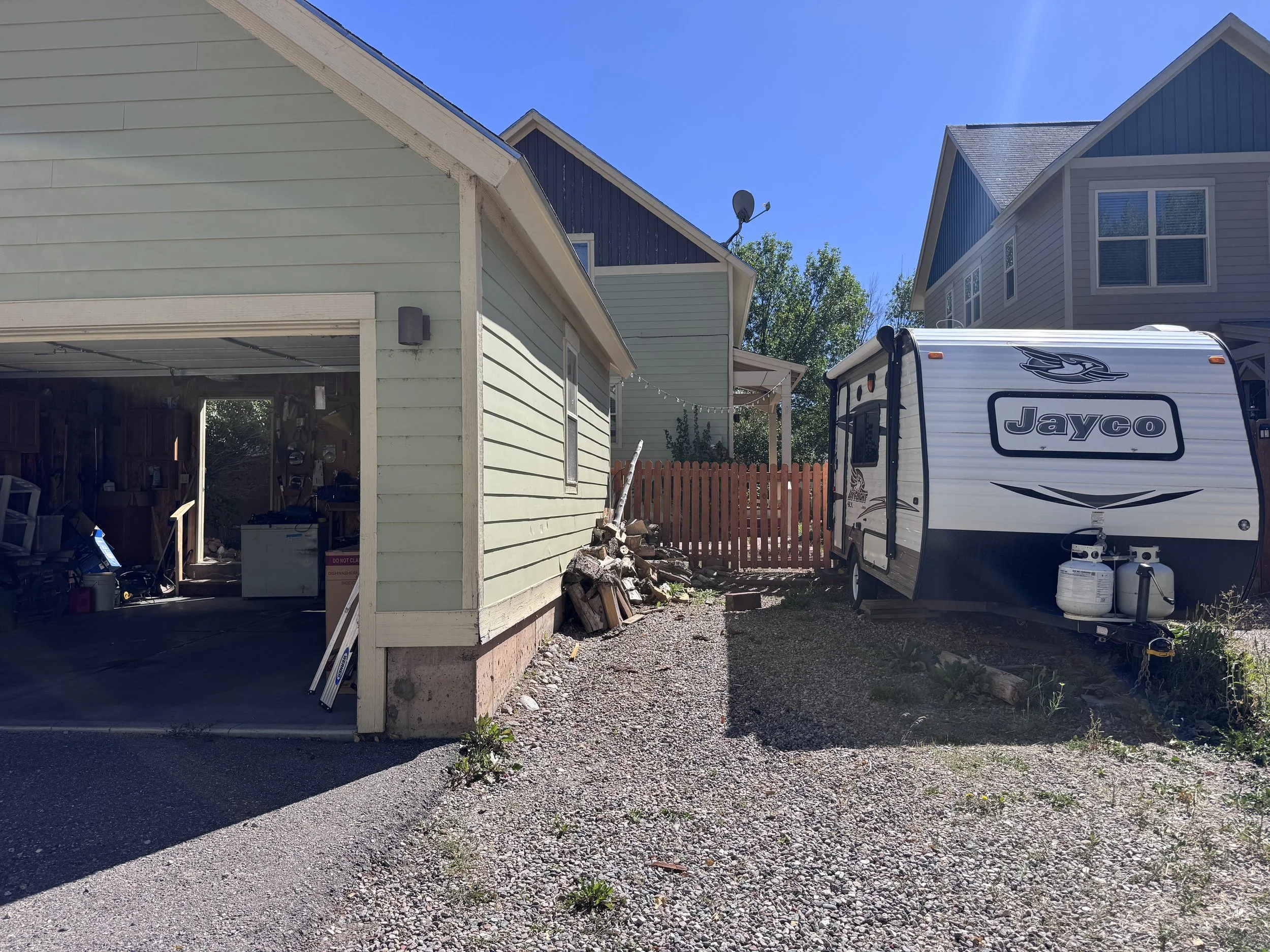 14 Garage 04.jpg