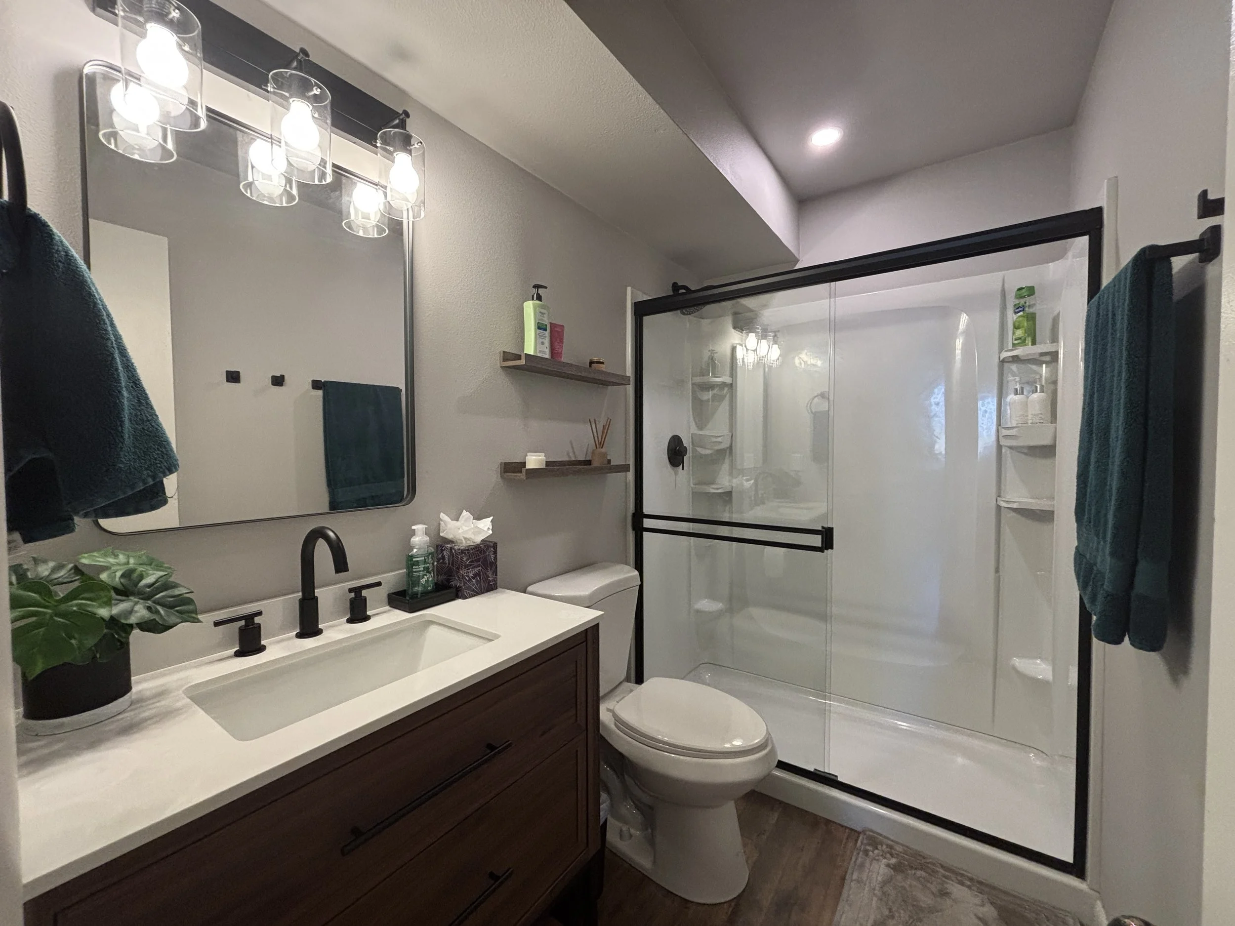 06 Bath 01.jpg