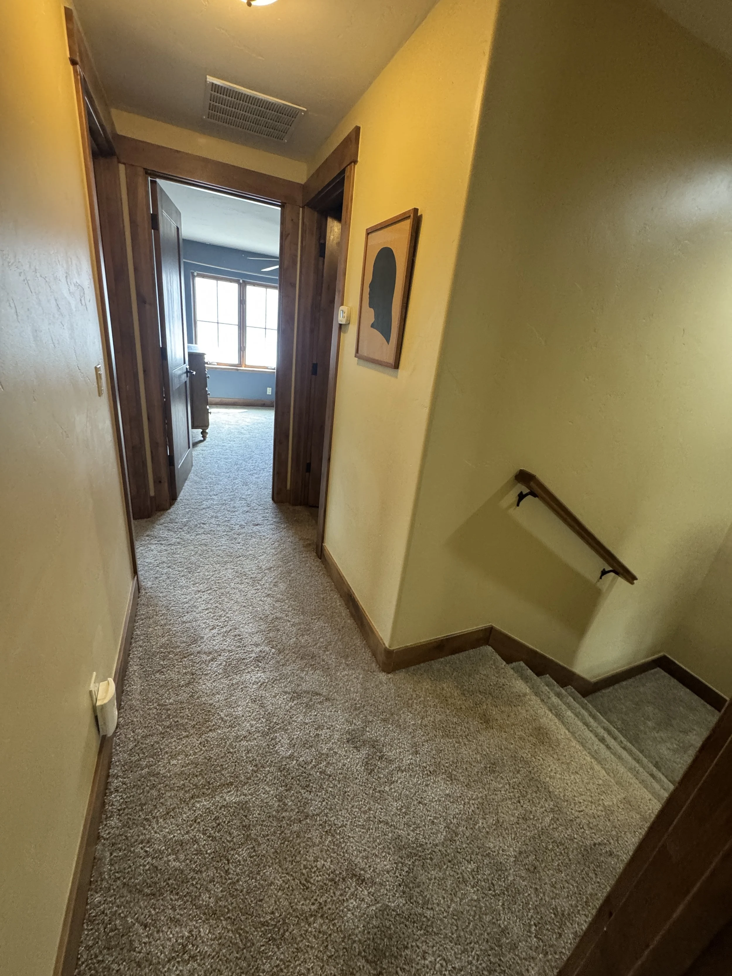 13 Hallway 01.JPG