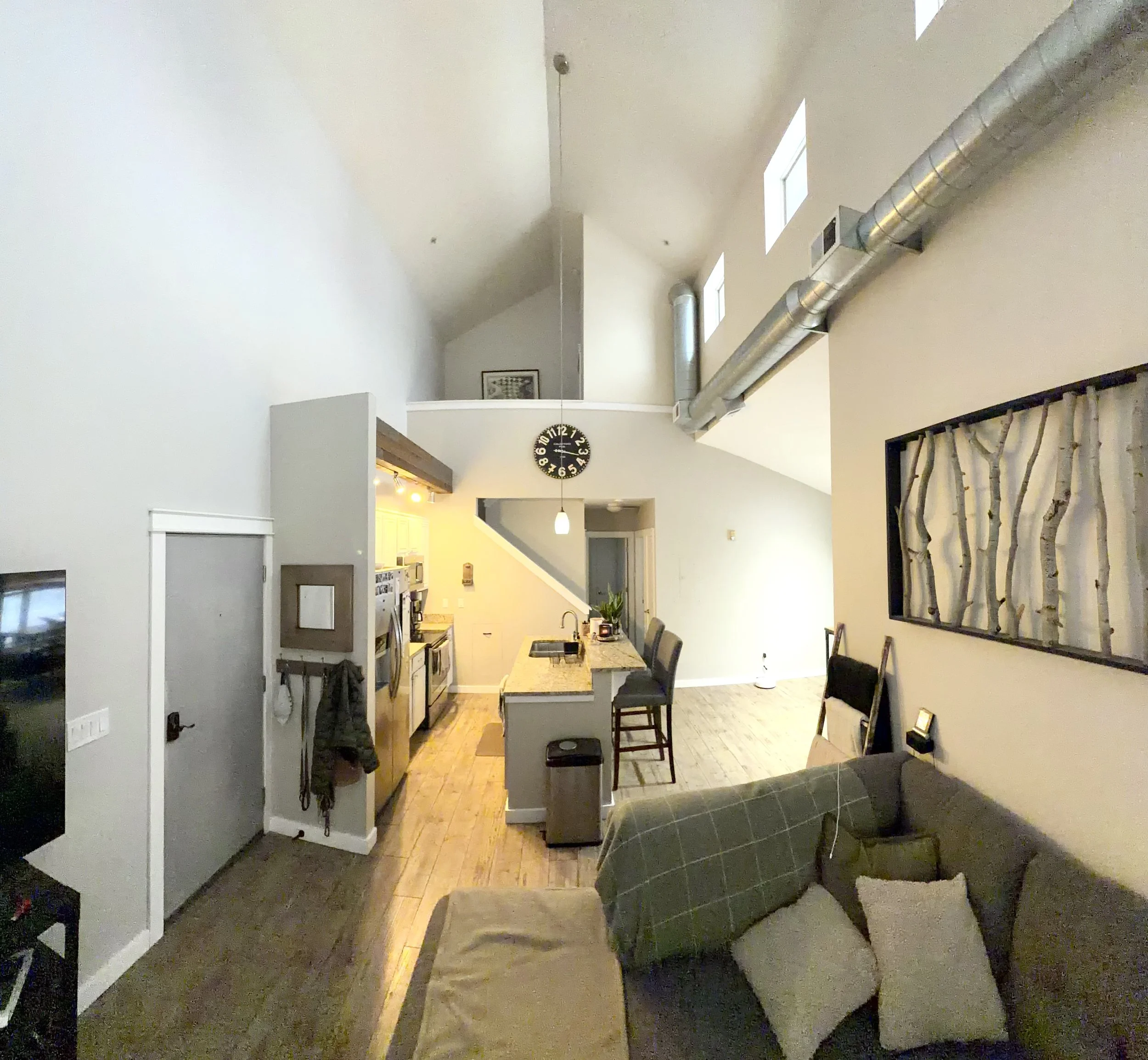 01 Living Room 03.jpg