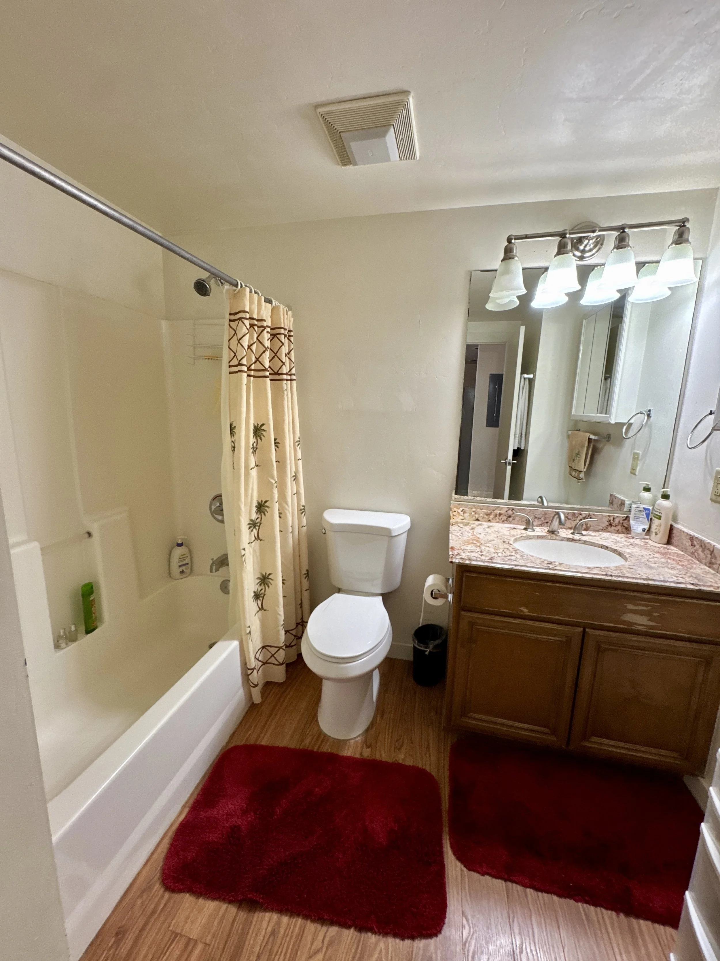 05 Bath 01.jpg