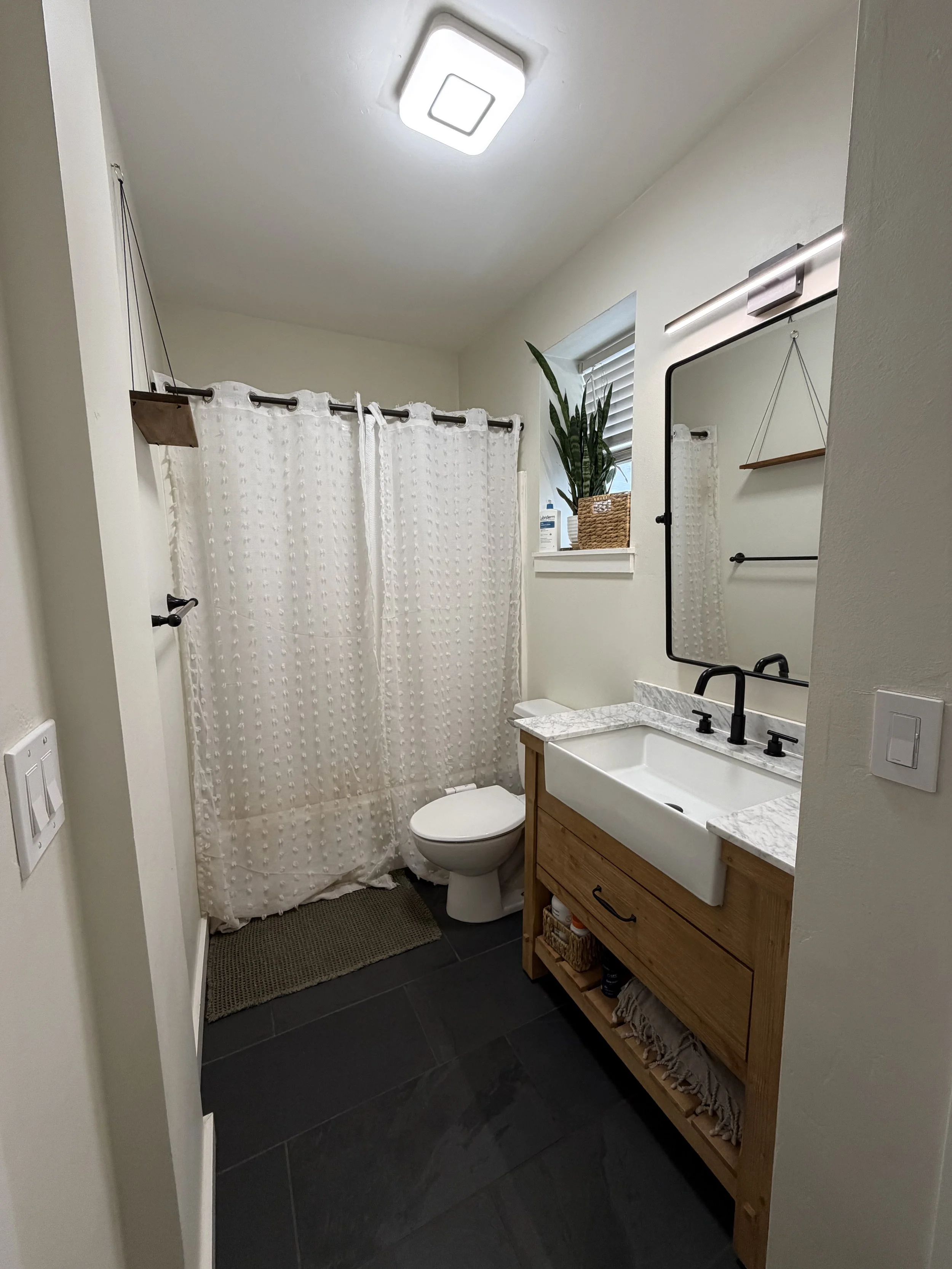 06 Bath One 01.jpg