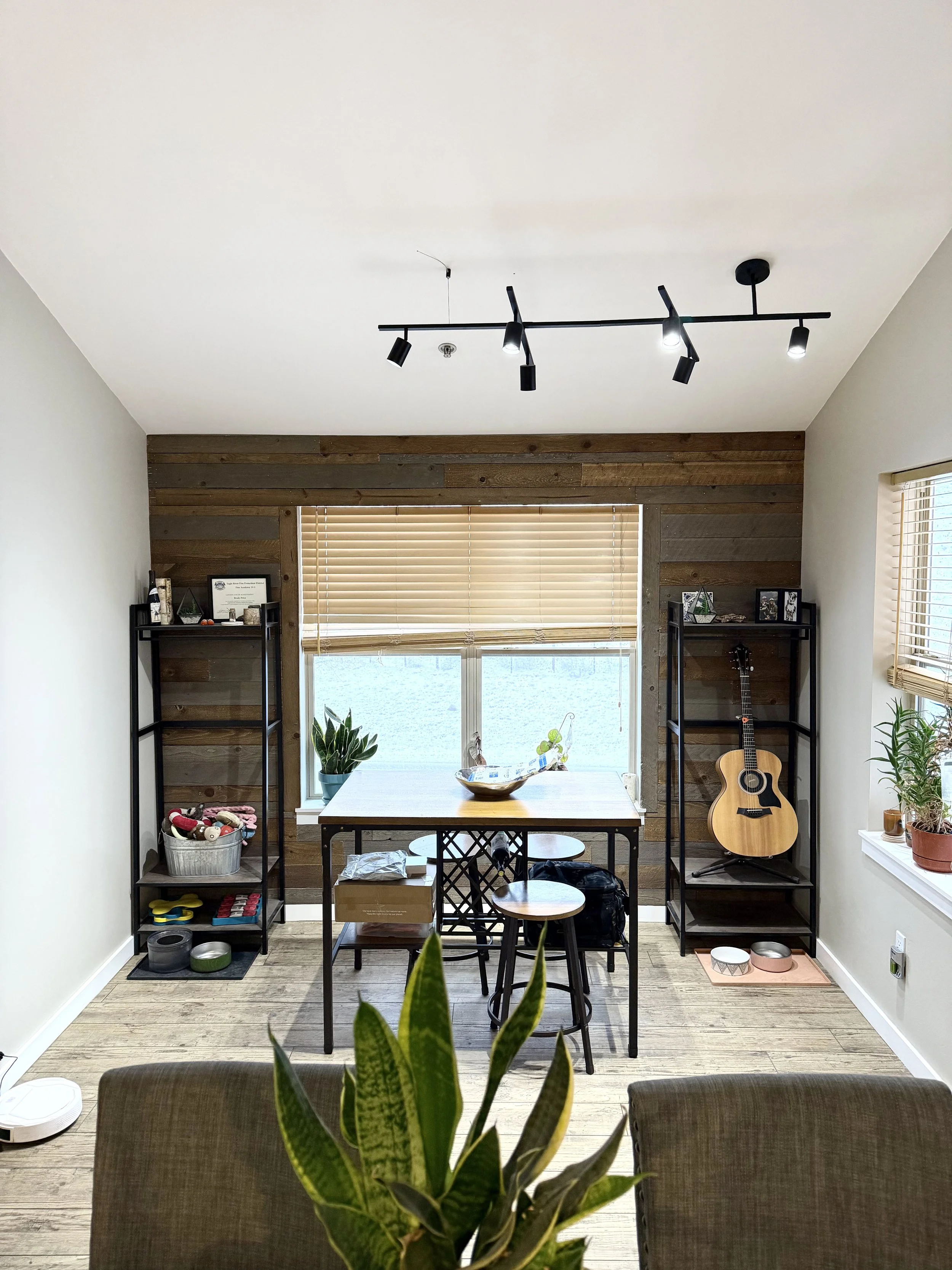 03 Dining Room 02.jpg