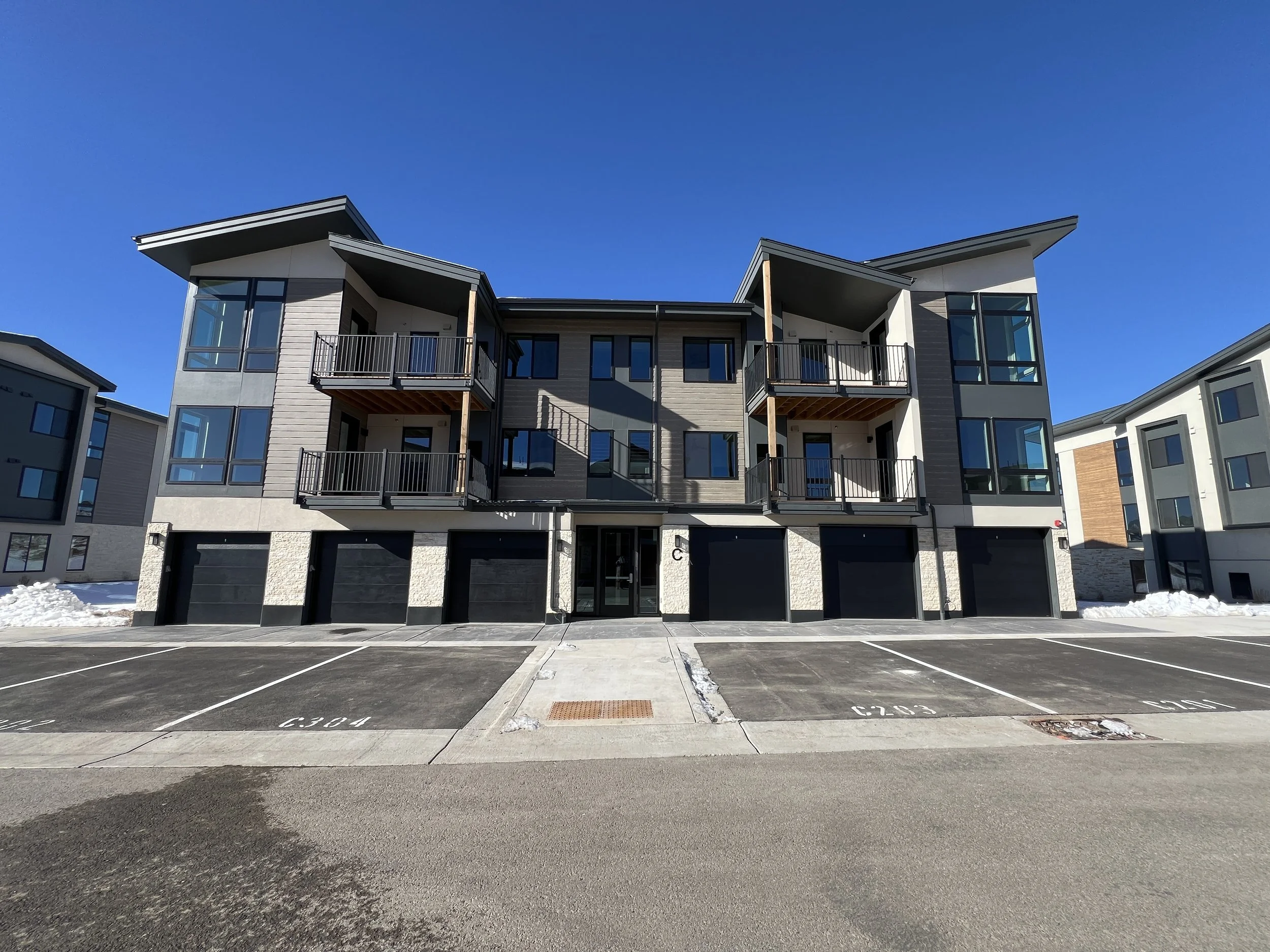 91 Mt Hope C202— $451,820