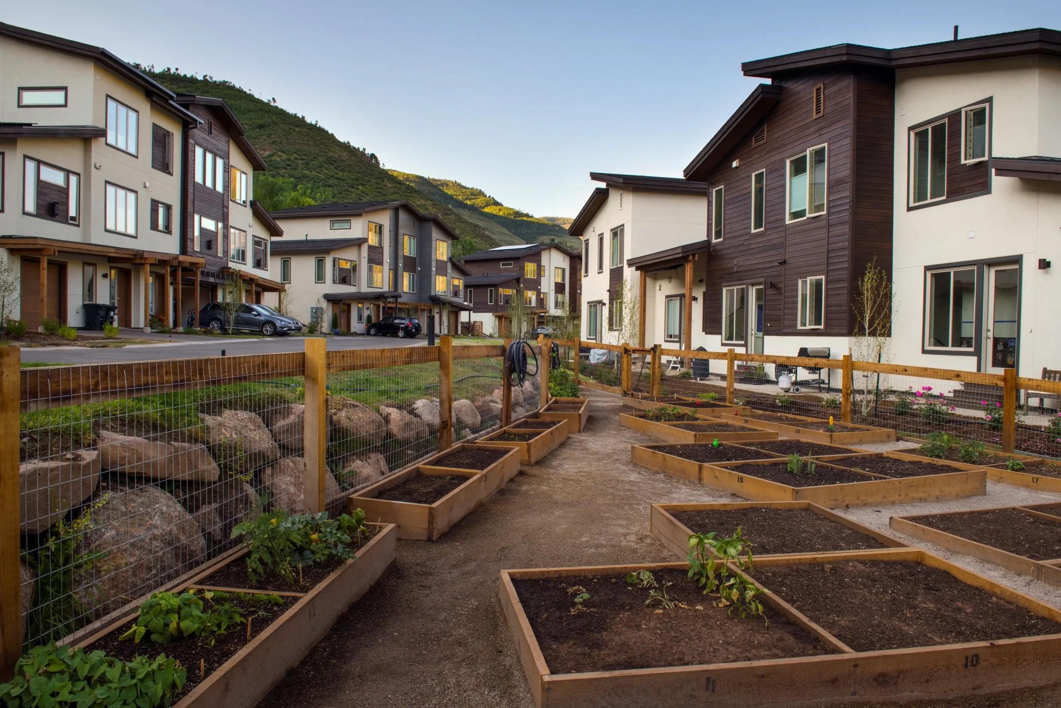 12 Chamonix_SummerExteriorGardenView.jpg