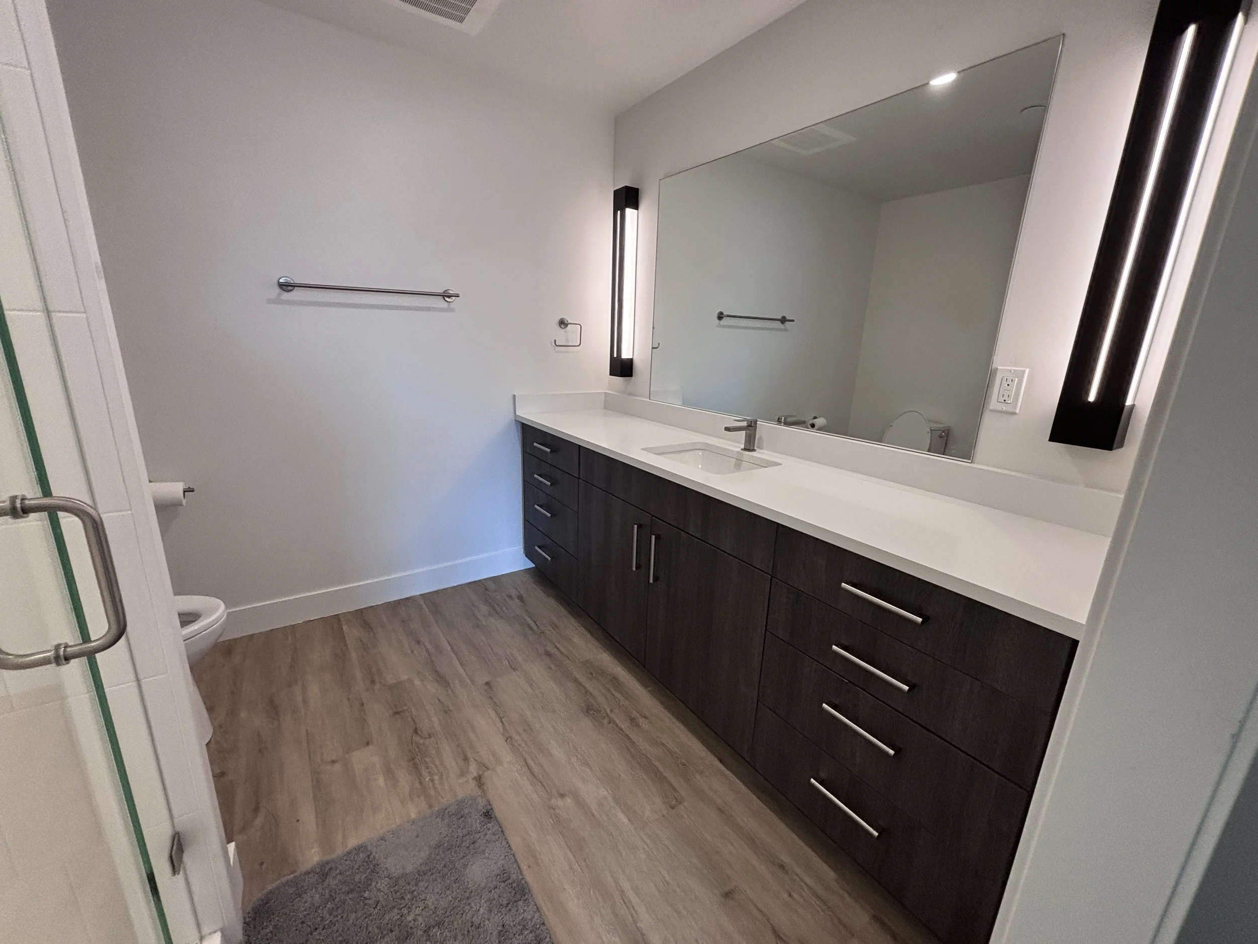 05 Bath 01.jpg