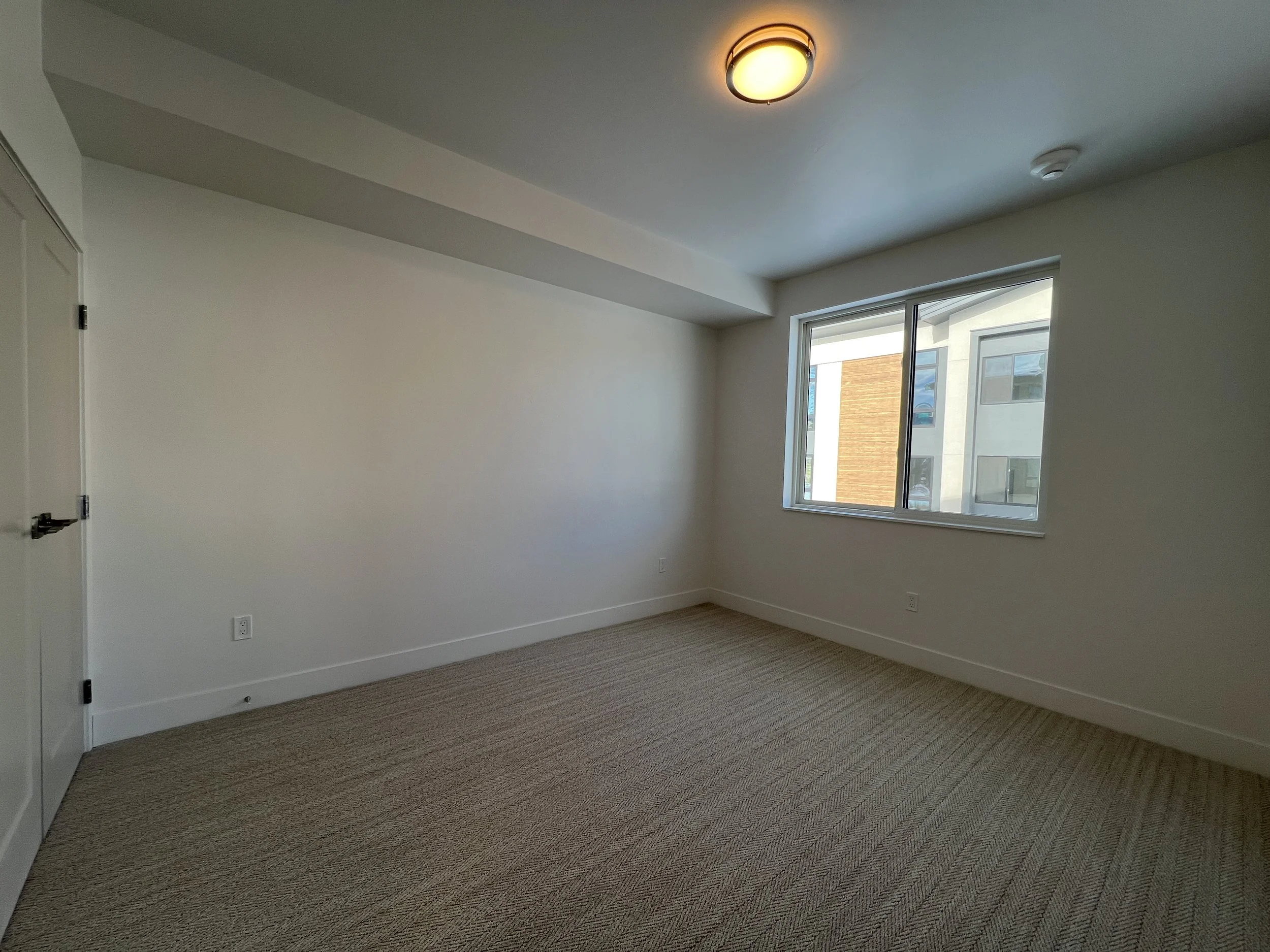 10 C201 Guest Bed 01.jpg