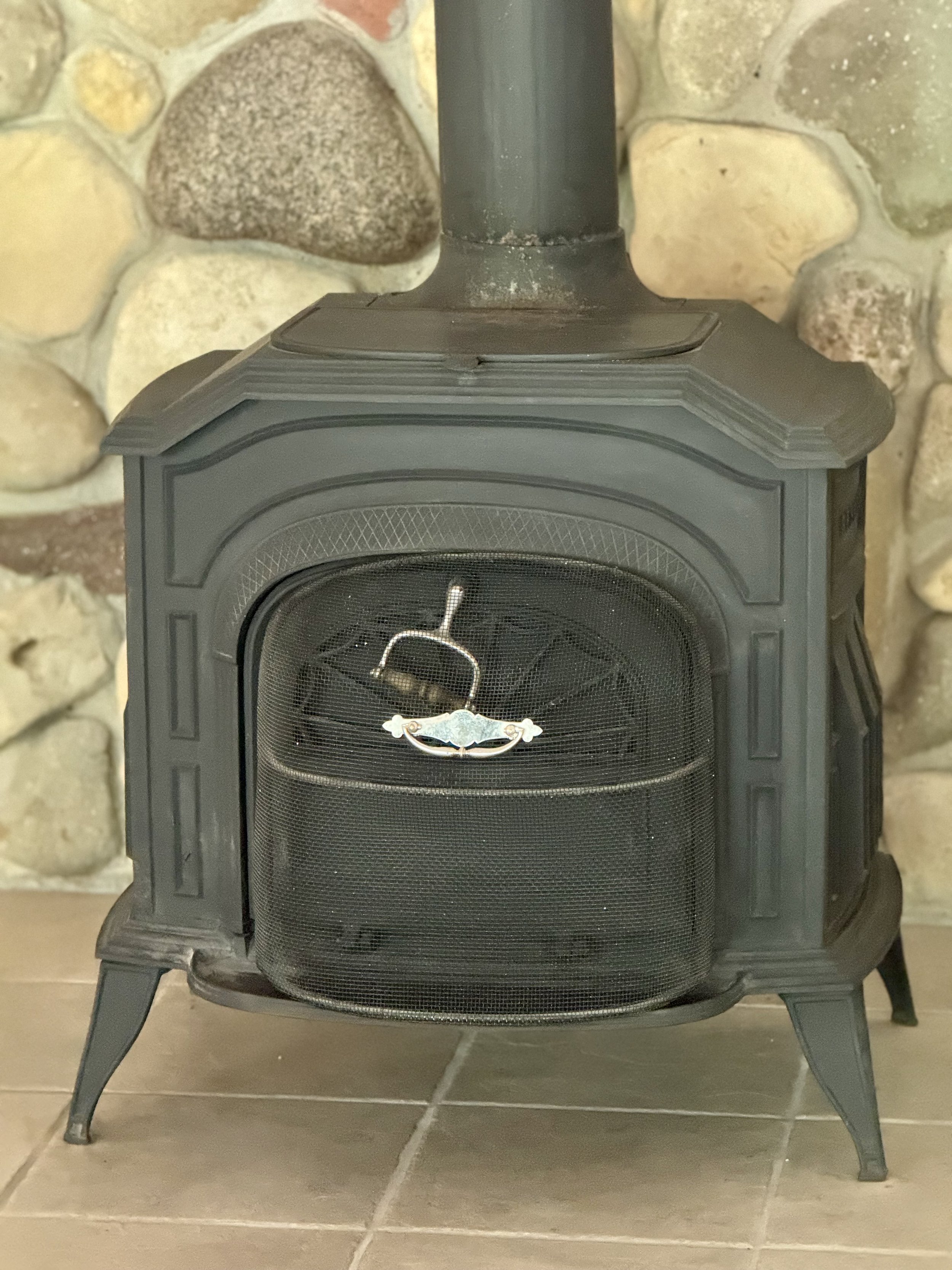 09 Fireplace 02.jpg