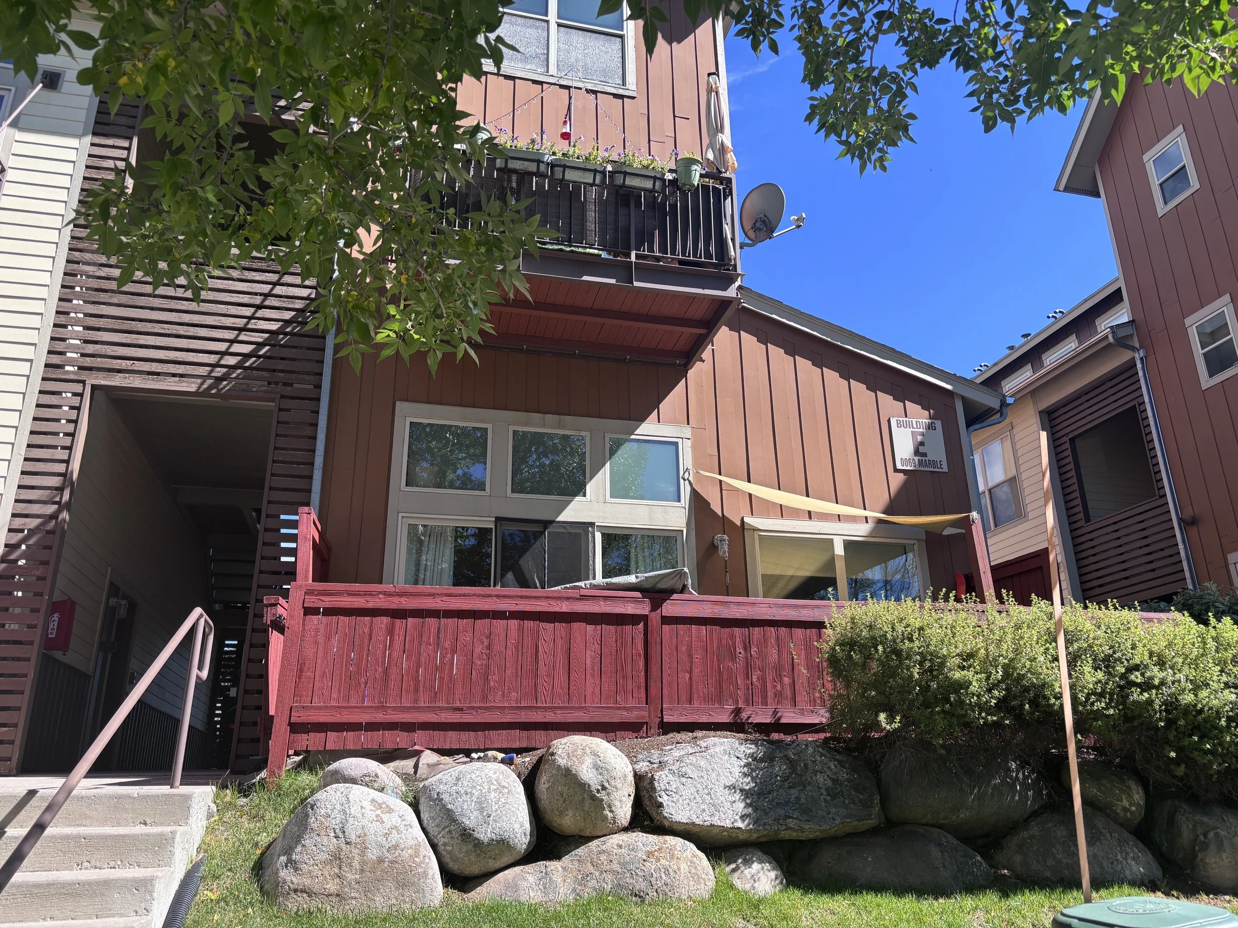 01 Exterior 01.jpg