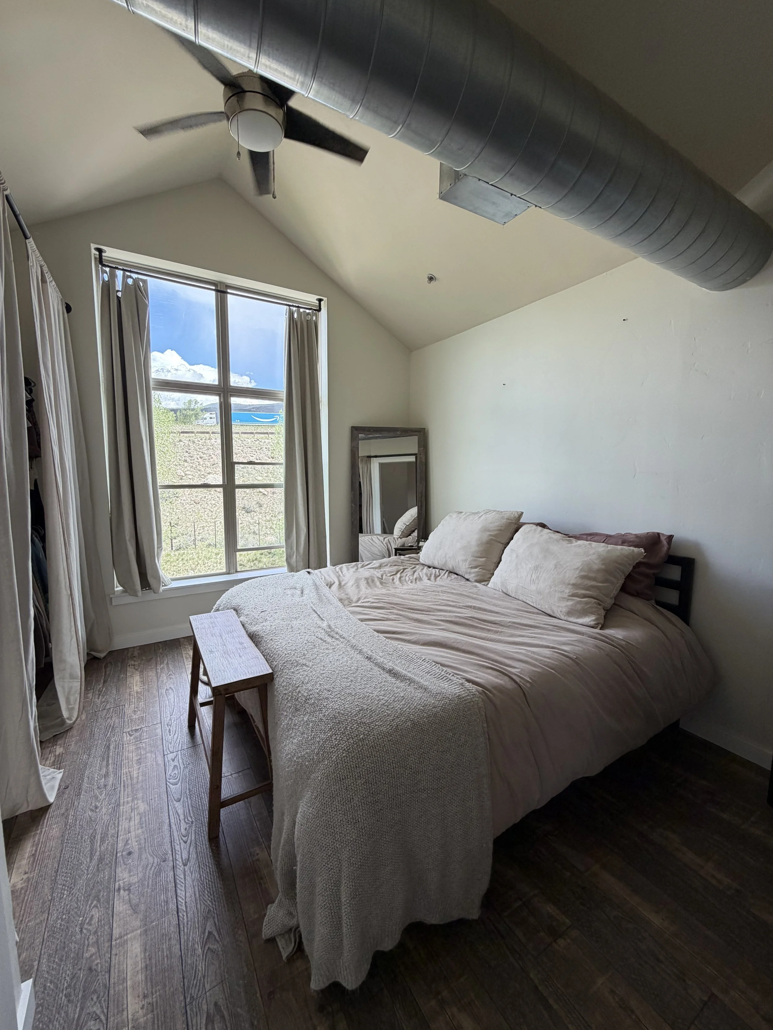 07 Bedroom 01.jpg