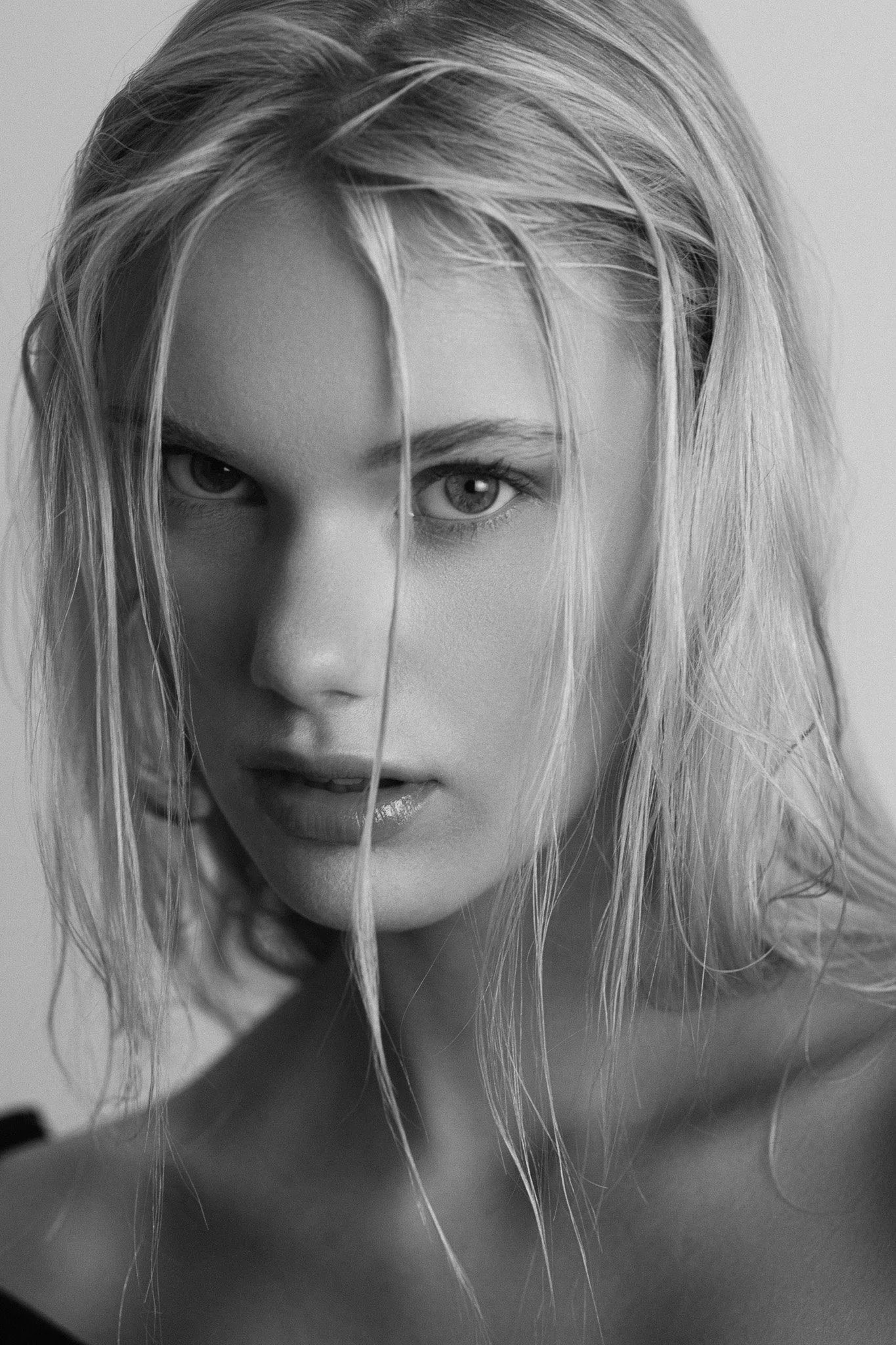 EVA TOOKER