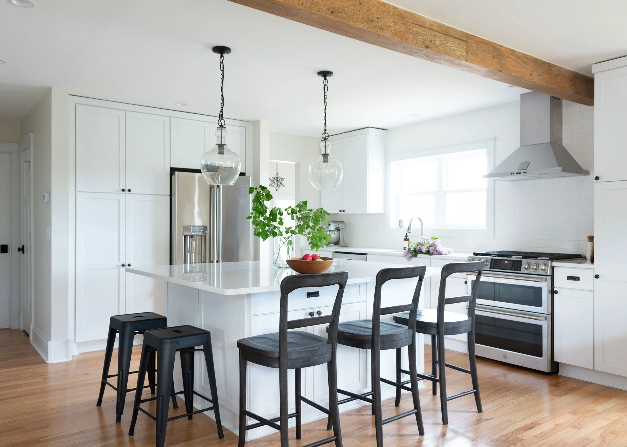 Modern Farmhouse Kitchen Remodel by Wilbur Design + Construct project photo