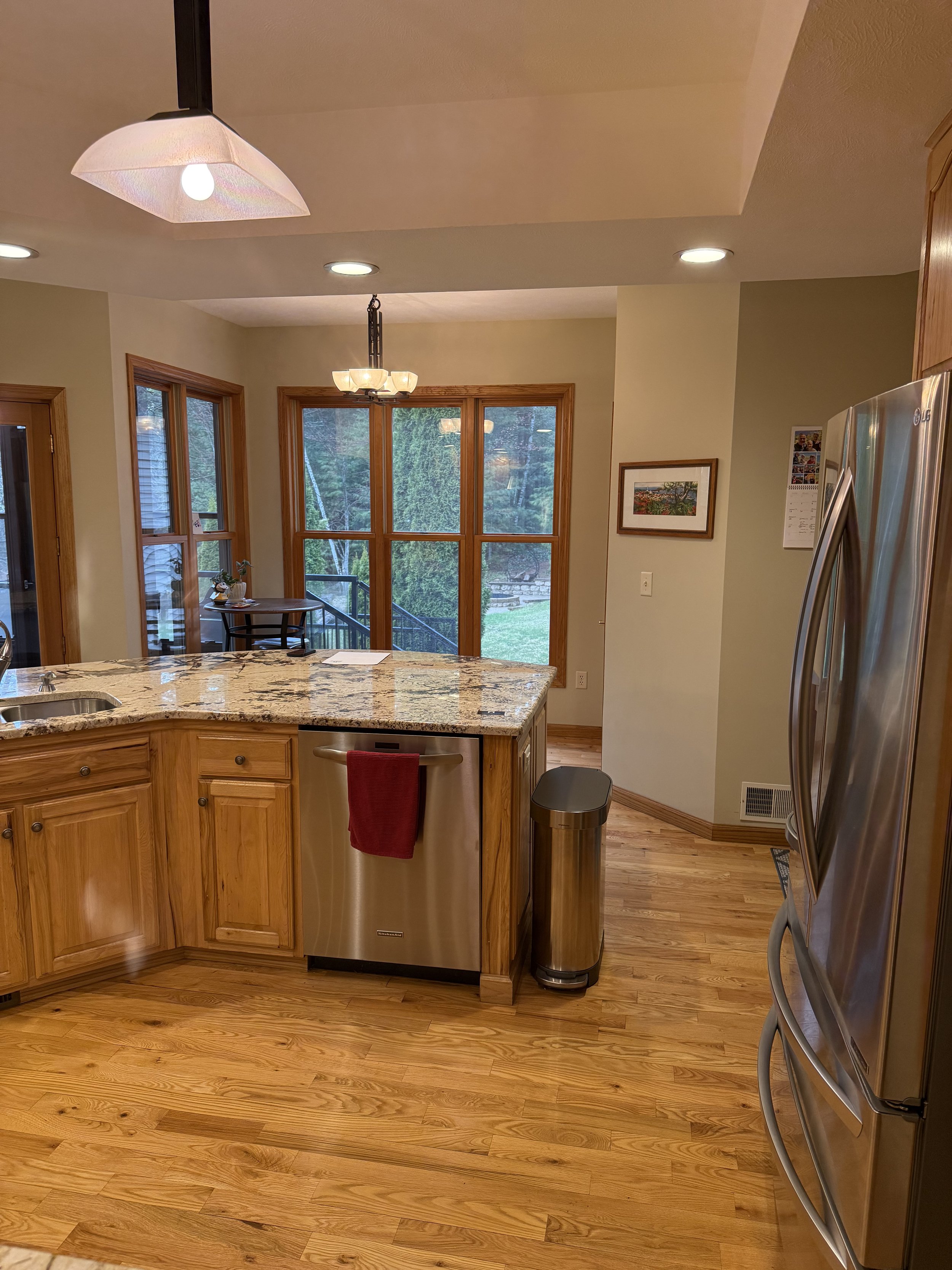 Kitchen (6).jpg