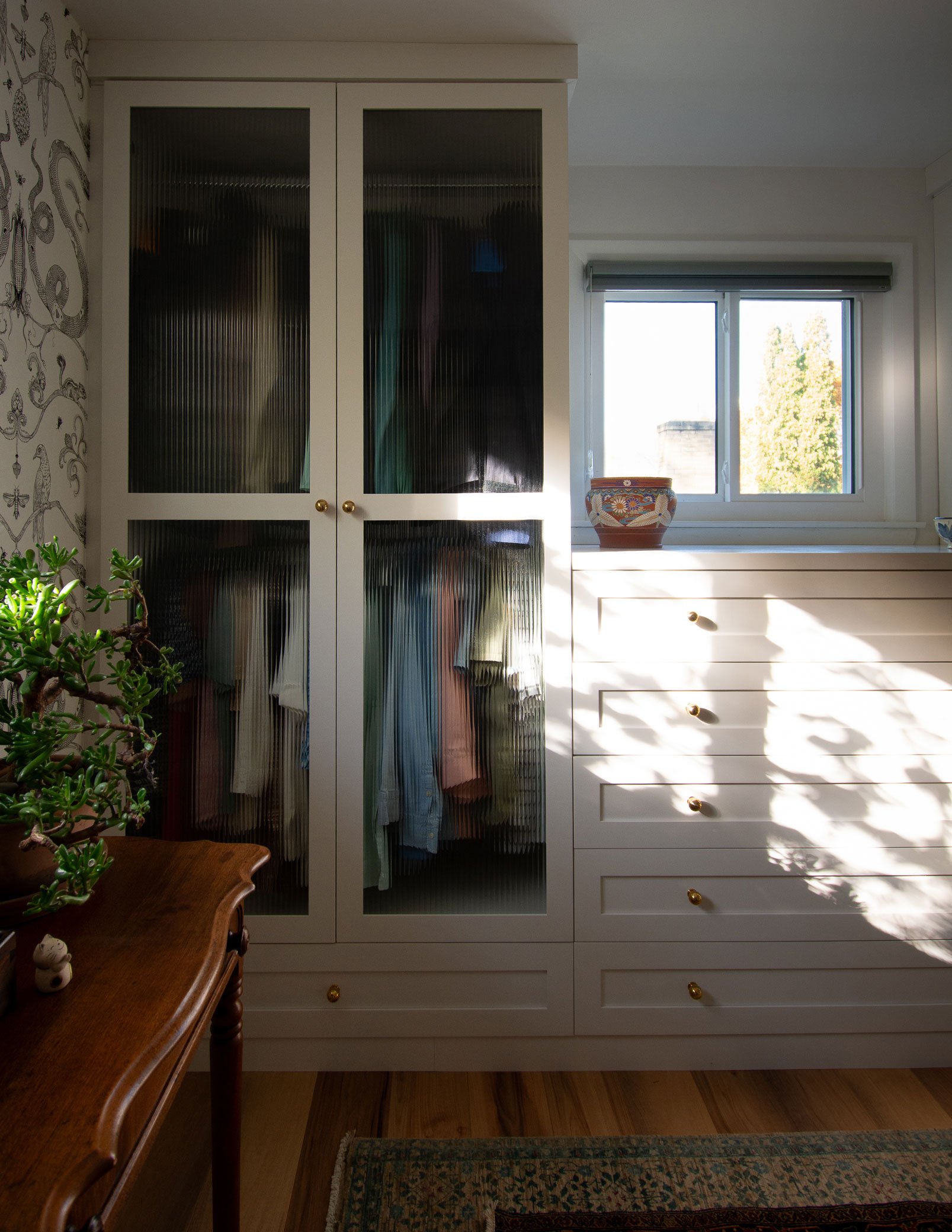 dressing room en suite marquette remodeling.jpg