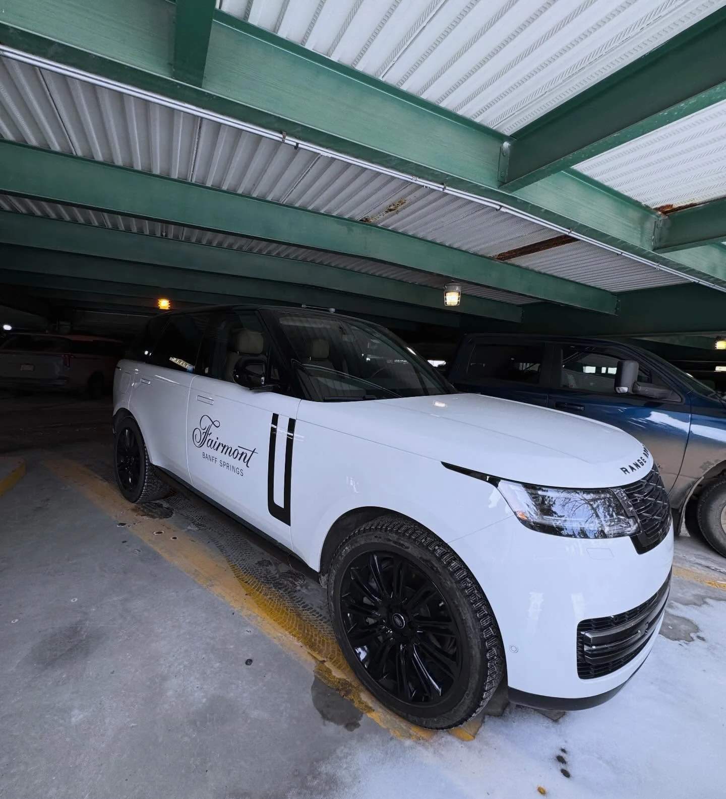 Range Rover - Blue Square package in -15C really pushed the limits for us. Thank you to @fairmontbanff for trusting us with their fleet vehicles. #banffsprings #rangeroversport