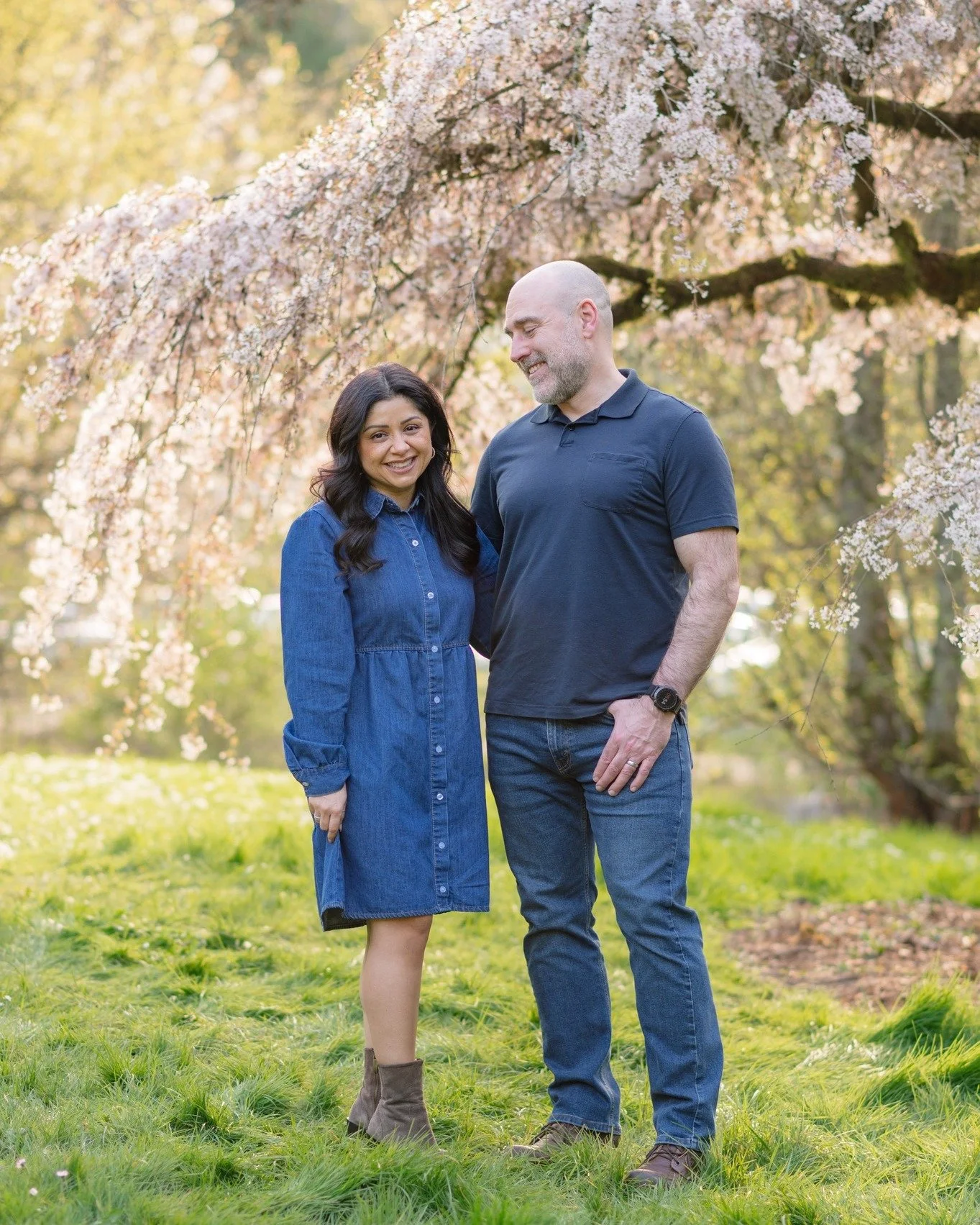 Cherry blossom season = nature showing off🌸 There&rsquo;s something so magical about the blooms and I don&rsquo;t think I&rsquo;ll ever stop being obsessed with them. They only last for so long, so book a session with the blossoms before they&rsquo;