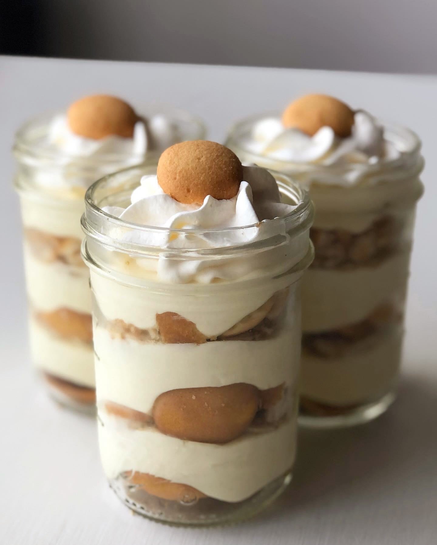 Mom deserves a dessert as ✨classic✨ as she is

Snag some banana pudding this Mother&rsquo;s Day in these cute little mason jars😍 We&rsquo;re taking orders until 2pm on Saturday, so place your order now‼️

**banana puddings are single-serve size**

.
