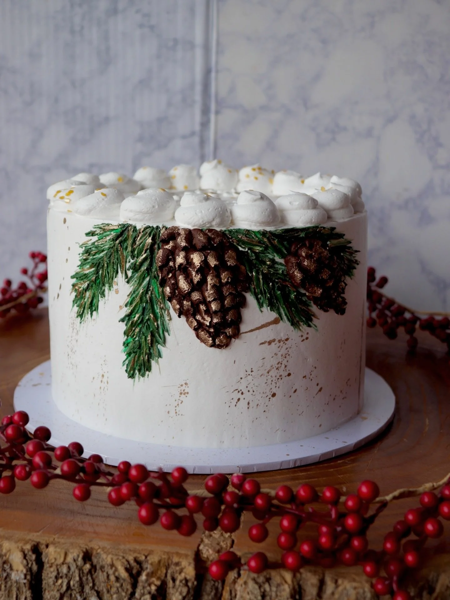 It didn&rsquo;t feel much like winter today, but the winds certainly blew it back in🥶 Maybe we&rsquo;ll just stay inside and eat sweets all season&mdash;definitely the best way to stay warm😌🍰