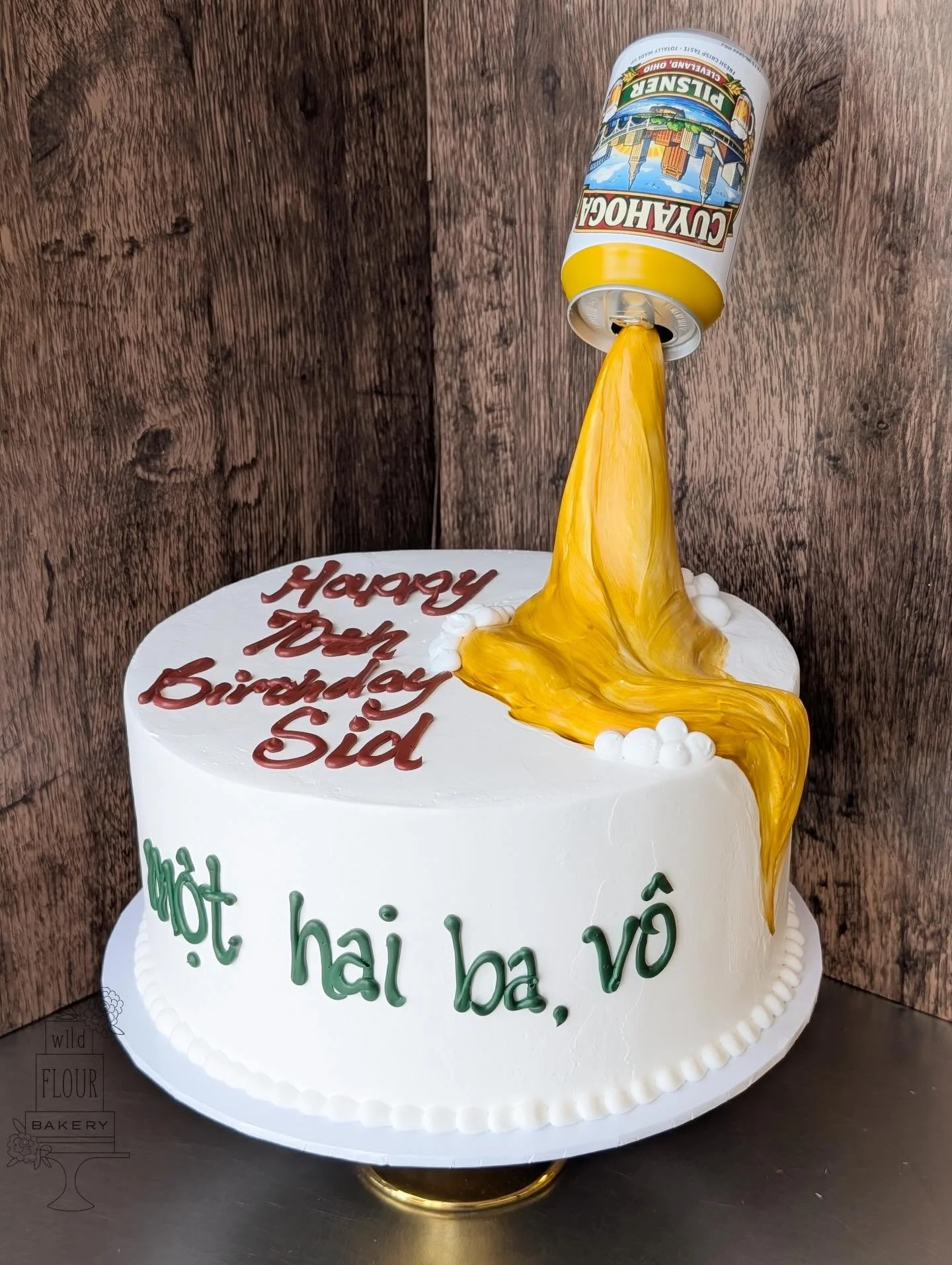 Where fine art meets fine flavor. 🎨🍰 Behind every cake, every hand-piped petal, and every smooth-as-silk finish is hours of work. We don&rsquo;t just bake; we build edible memories.🩷

Massive shoutout to our incredible team of decorators who turn 