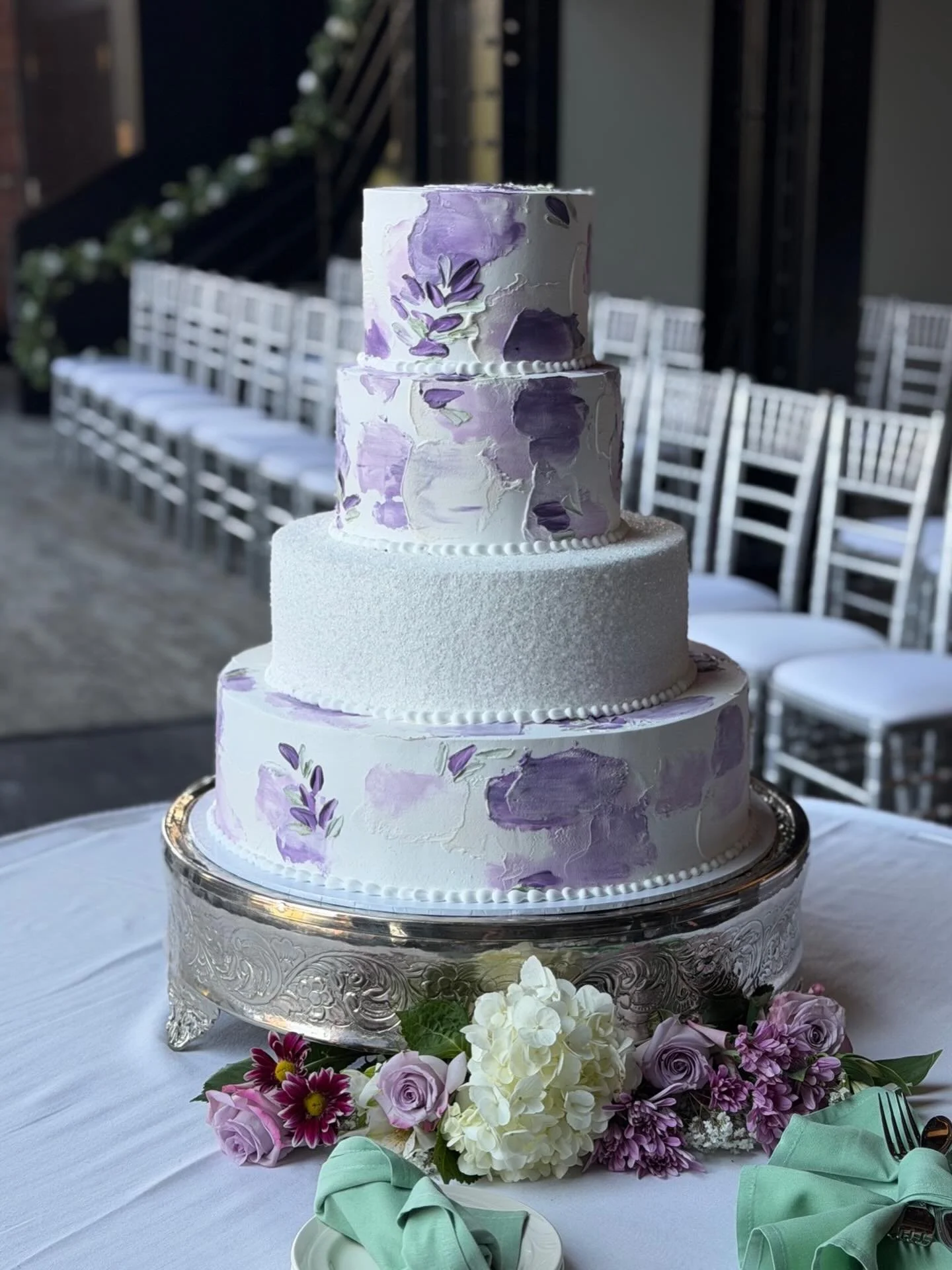Happy Wedding Cake Monday!! Some truly gorgeous wedding cakes were made this weekend 🥰