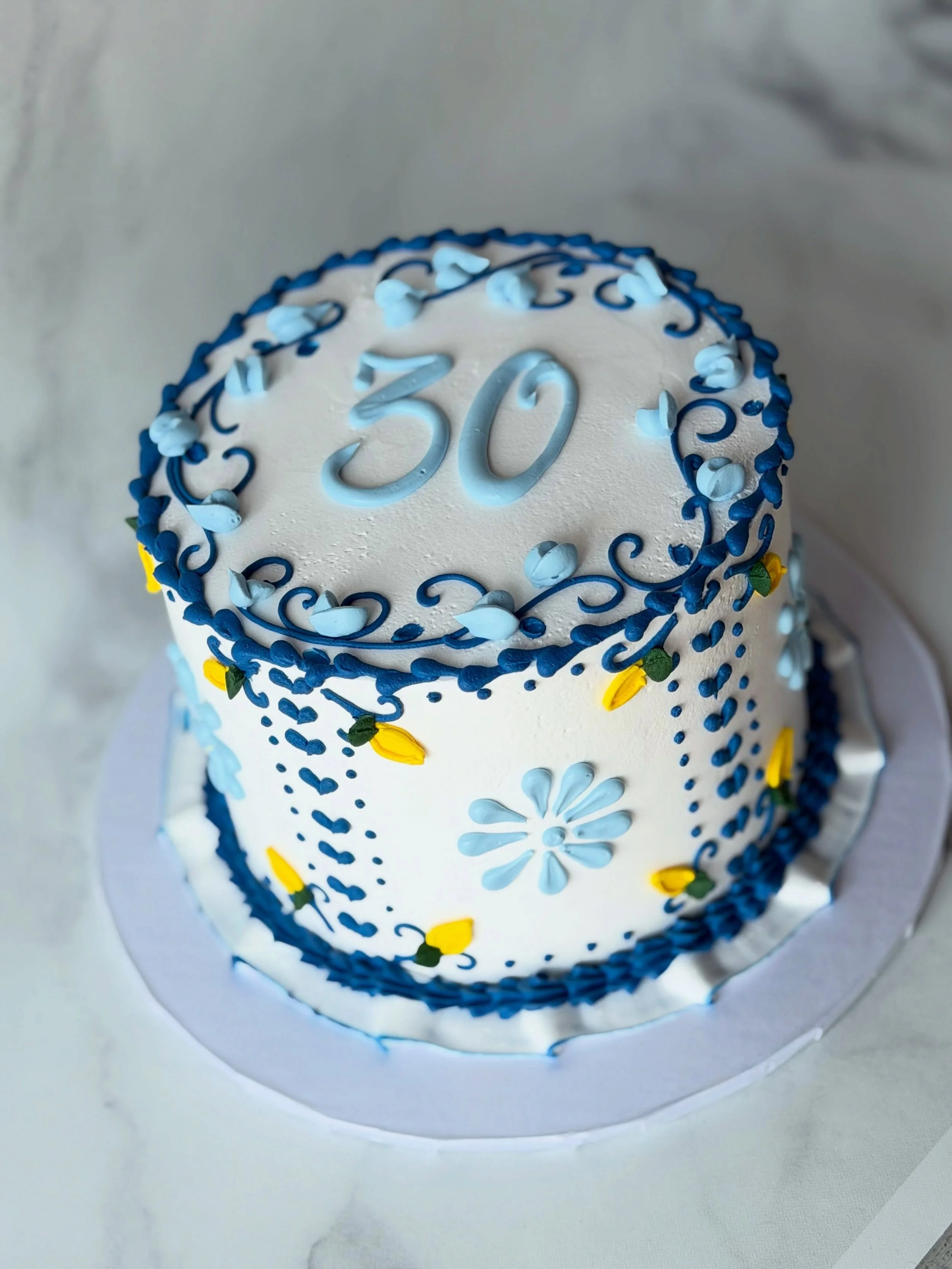 Here are some of the sweetest custom cakes we&rsquo;ve made lately!  If you had to pick one for yourself, which would it be?! 🥰 

#customcakes #sillygoose #clecakes #cakes #birthdaycakes