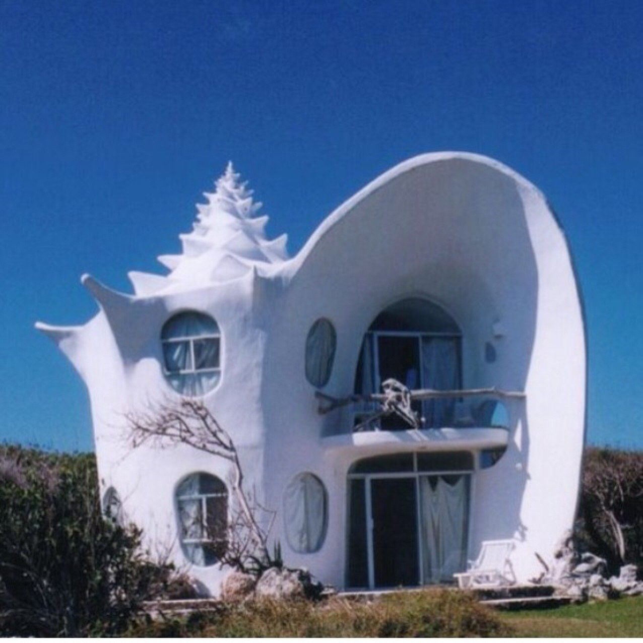 isla mujeres- shell house.jpeg