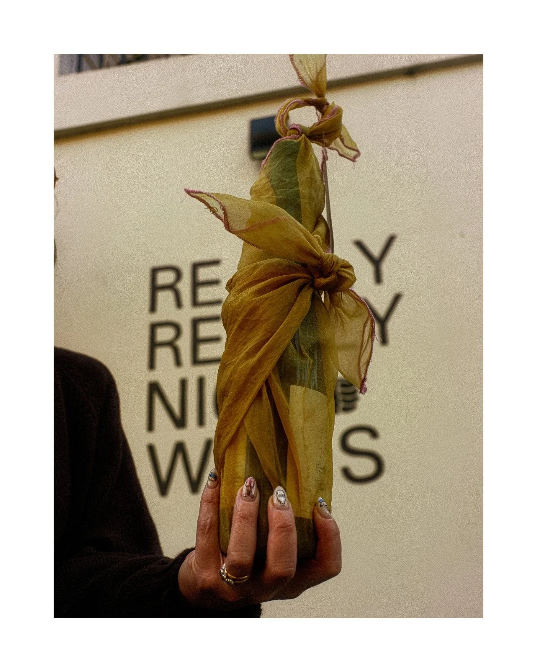 🎁 🍷 💐 sustainable gift wrap!?! we DO think so honey. the lovely + talented @elizawapner.studio hand-dyed these gorgeous fabrics w completely natural + organic materials so y'all can get your friends + fam drunk + everyone feels morally superior + 