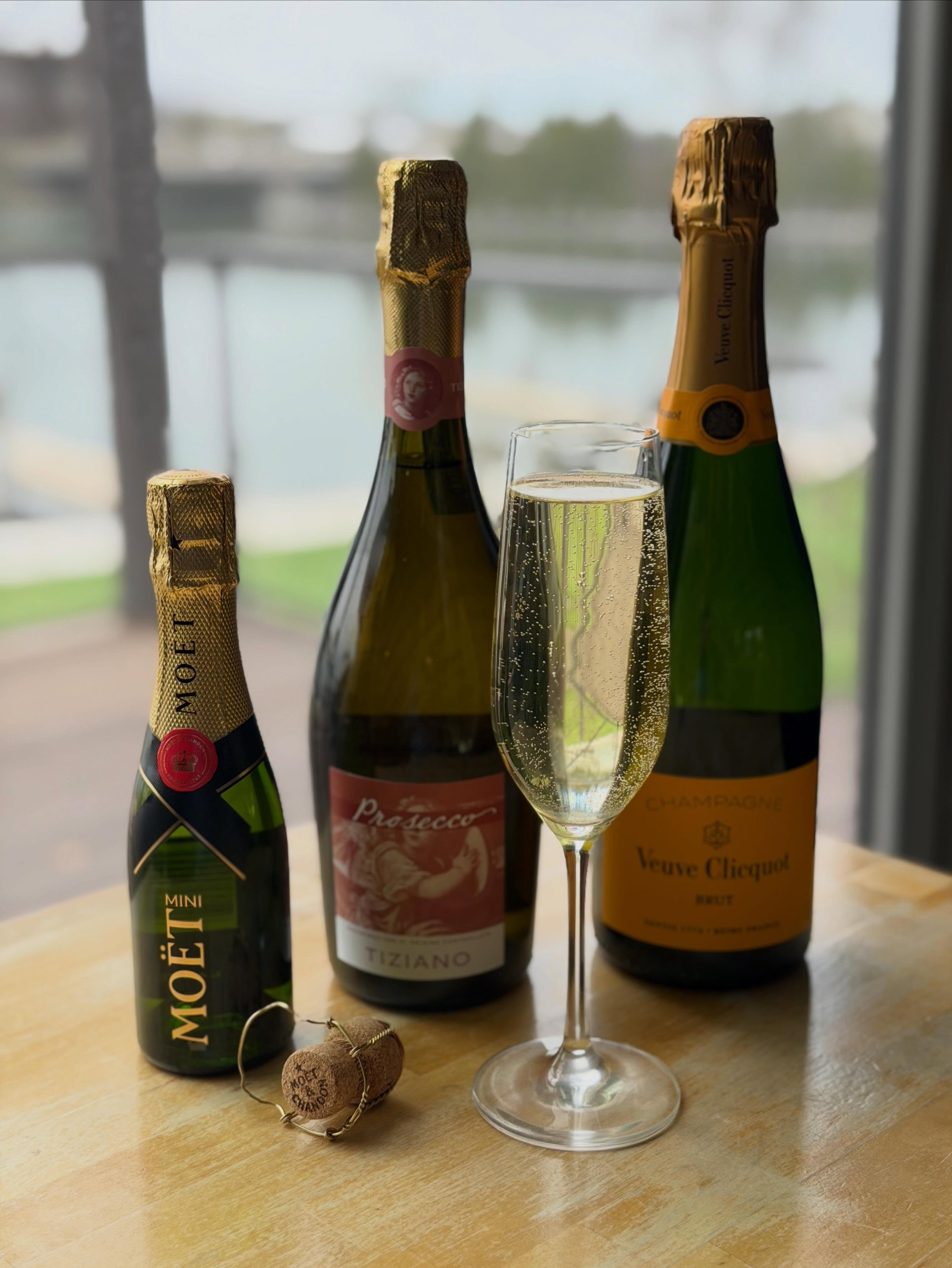 Happy Mother&rsquo;s Day 💐
To moms of all kinds, we&rsquo;re celebrating you today. 

Join us at Riverwalk for lunch or dinner and toast with a glass of champagne 🥂🍾