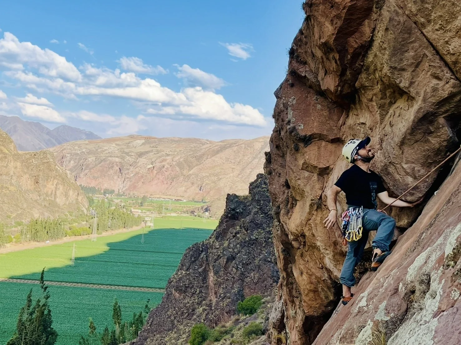 Pachar, la escuela de escalada en roca en el Valle Sagrado de los Incas.
