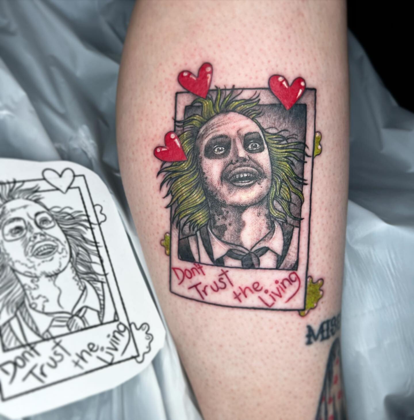 Don&rsquo;t trust the living. Thank you @kelbell_ 
#beetlejuice #beetlejuicetattoo #donttrusttheliving #beetlejuicebeetlejuicebeetlejuice #tattoo #chicoca #chicostate #movietattoo