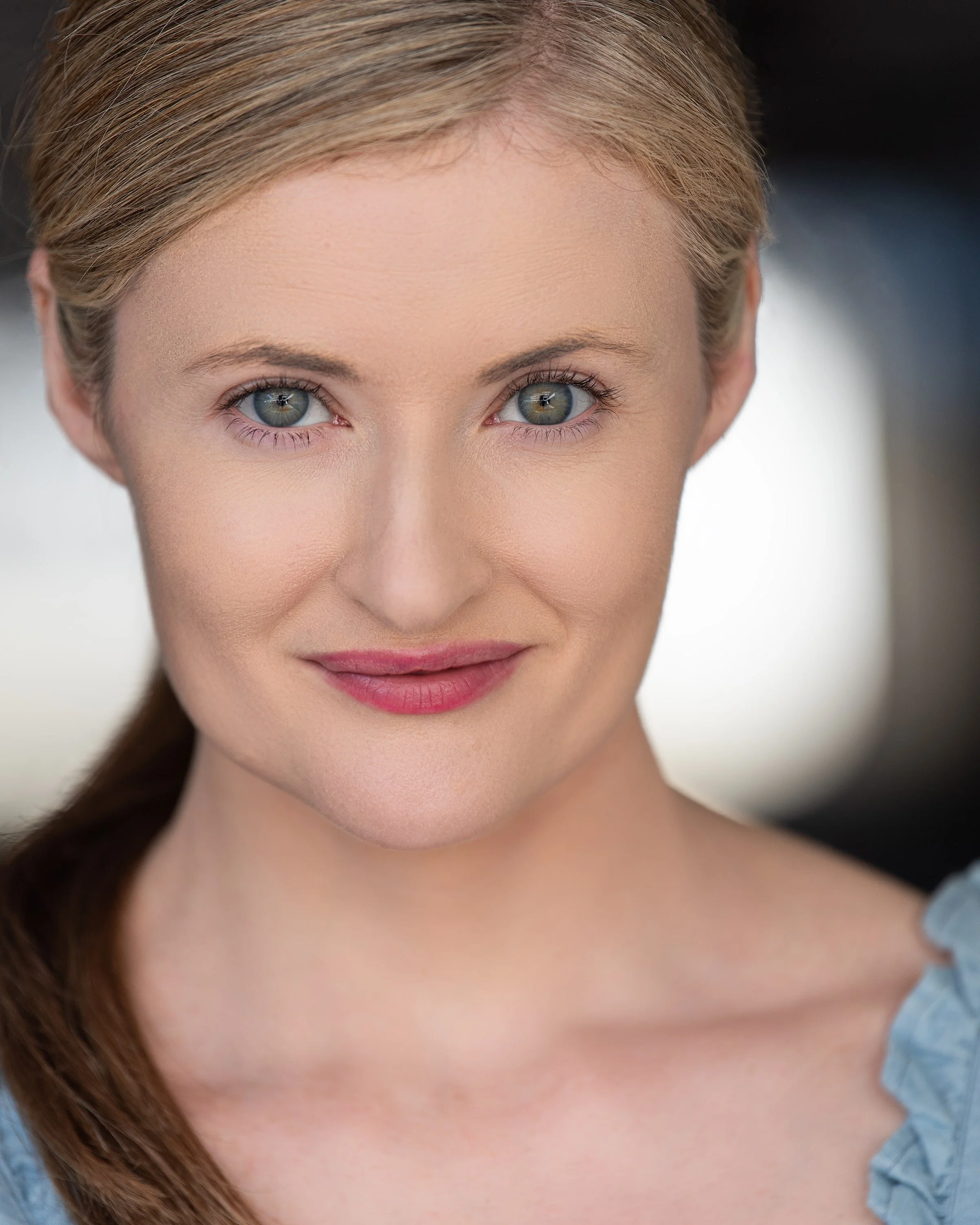 Erin Hutching headshot .jpg