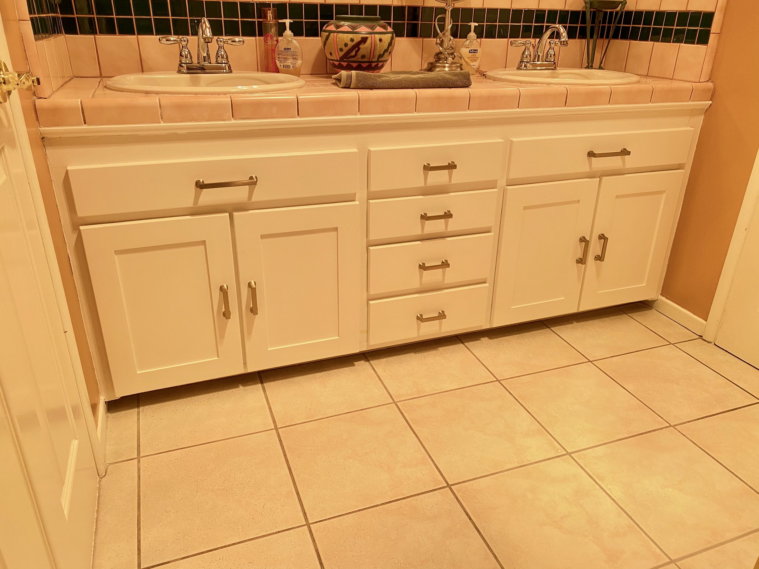 Modern Look. Minimal Demo.