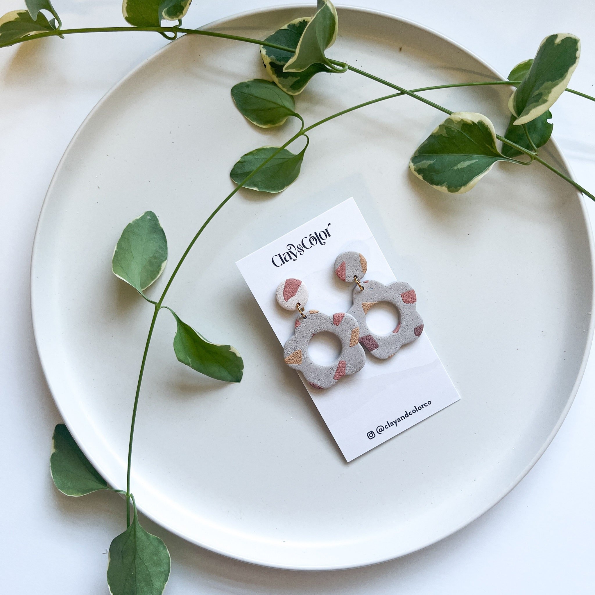 https://i.etsystatic.com/31708650/r/il/1012b8/4033151388/il_fullxfull.4033151388_802s.jpg