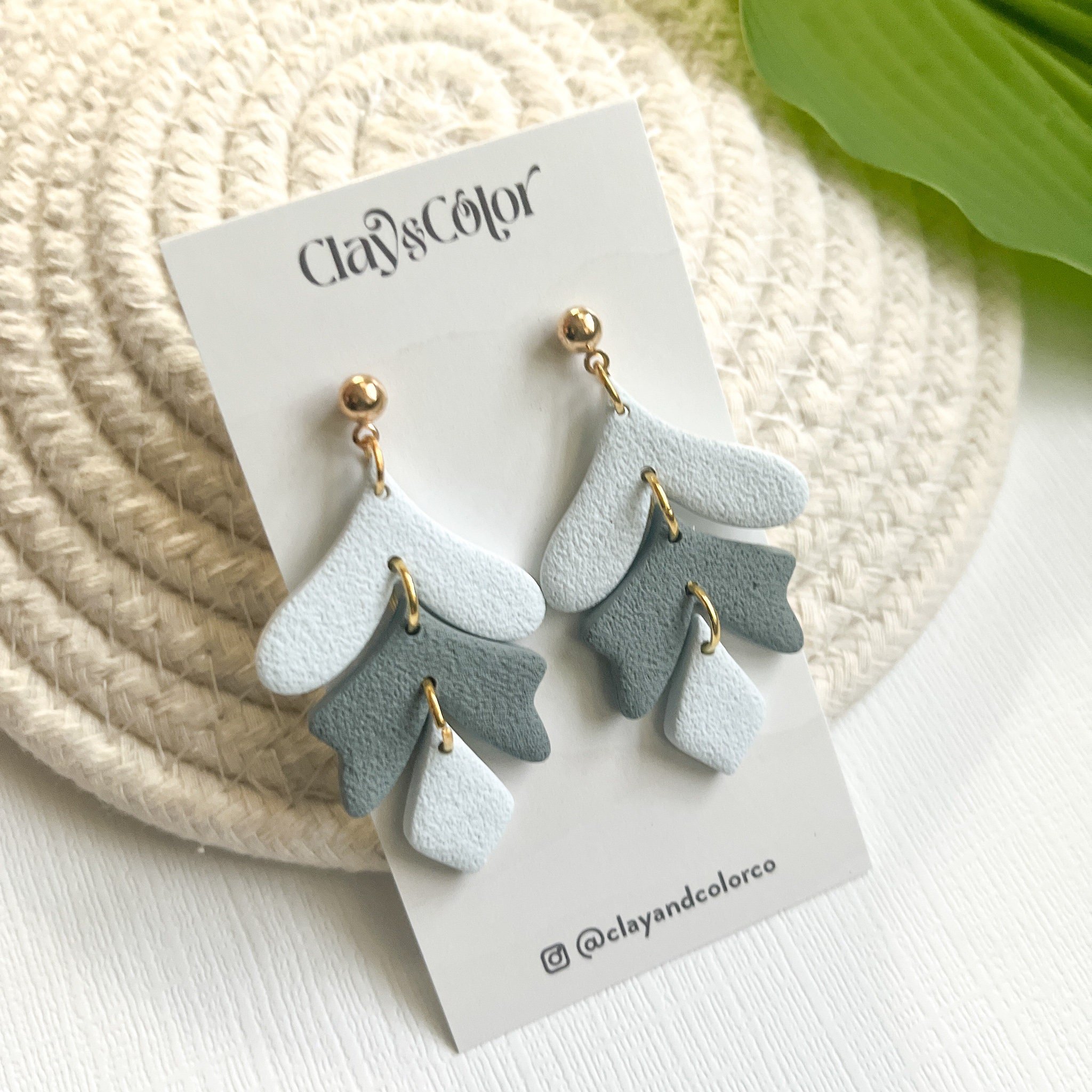 https://i.etsystatic.com/31708650/r/il/d07748/3896937126/il_fullxfull.3896937126_6c70.jpg