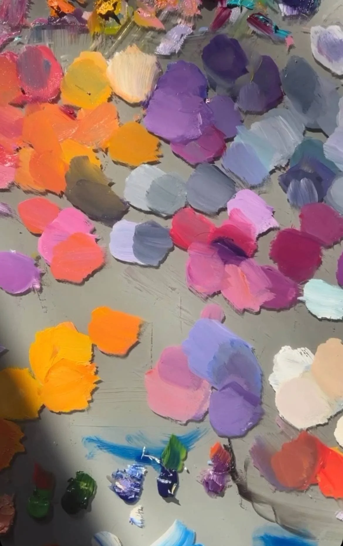 Oil painting palette background image