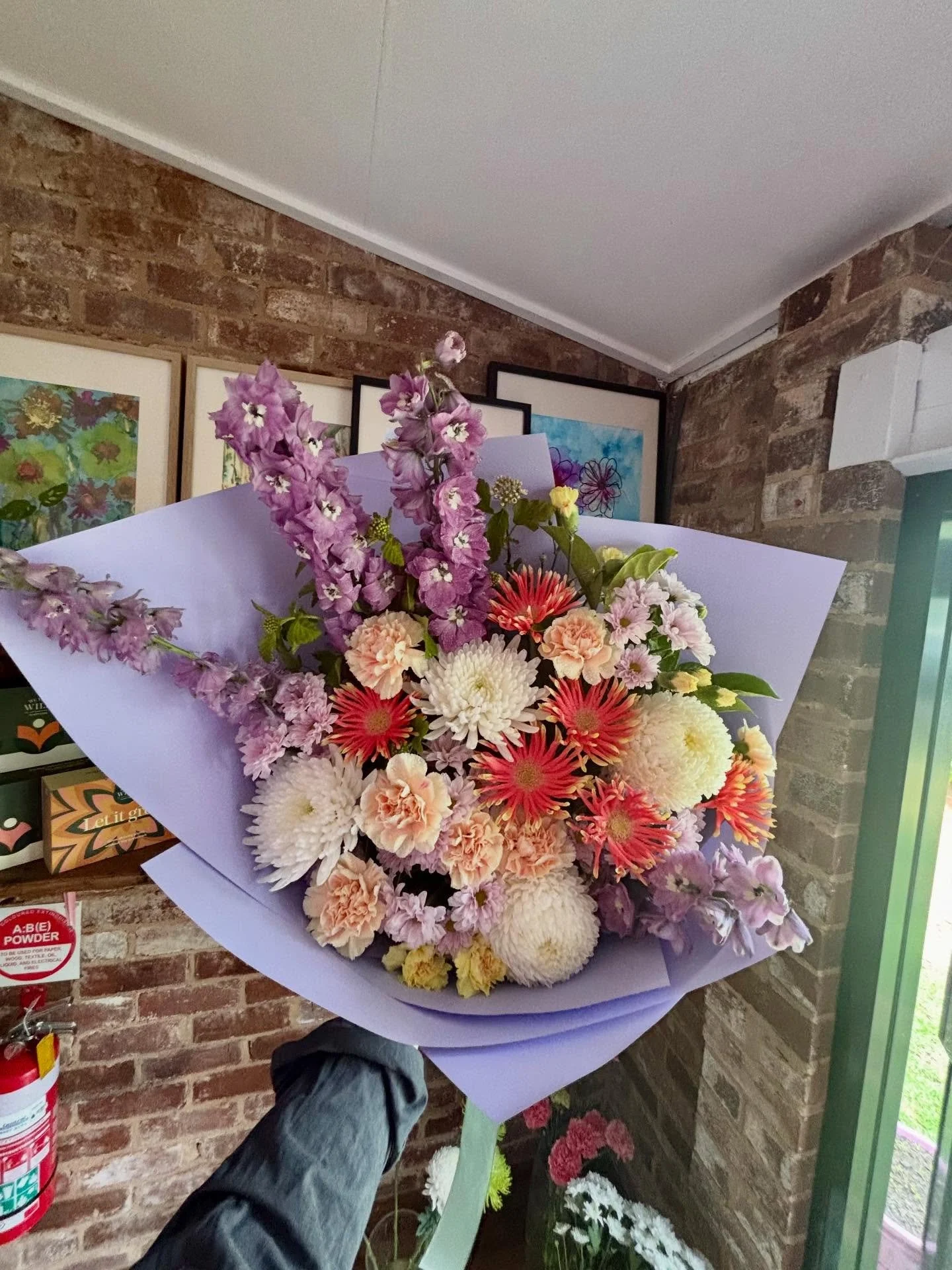 🌸 Hours for this week 🌸
Tuesday 25th - 11am to 5pm 
Wednesday 26th - Working from home, 9am to 5pm. Delivery&rsquo;s and pickup from the studio are available 👍 
Thursday 27th - 9am to 5pm
Friday 28th - 9am to 5pm 
Saturday 29th - 9am to 12pm 

Ps.