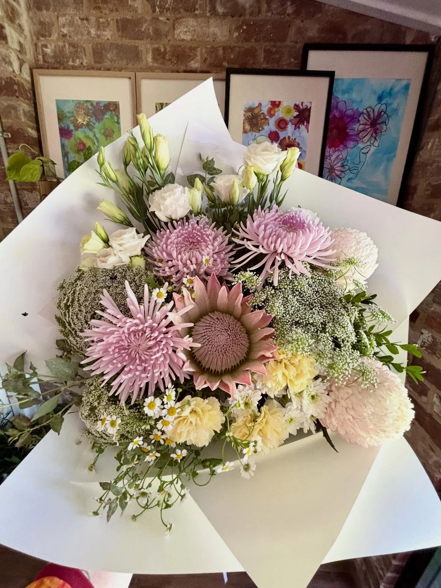 I&rsquo;m back in the studio 🤗 
I hope everyone had a lovely Christmas and blessed new year! Here to 2026 🥂

This week&rsquo;s hours&hellip;.
Tuesday 13th- 8:30am to 1:30pm 
Wednesday 14th-&nbsp;9am to 5pm 
Thursday 15th- 8am to 1pm&nbsp;
Friday 16