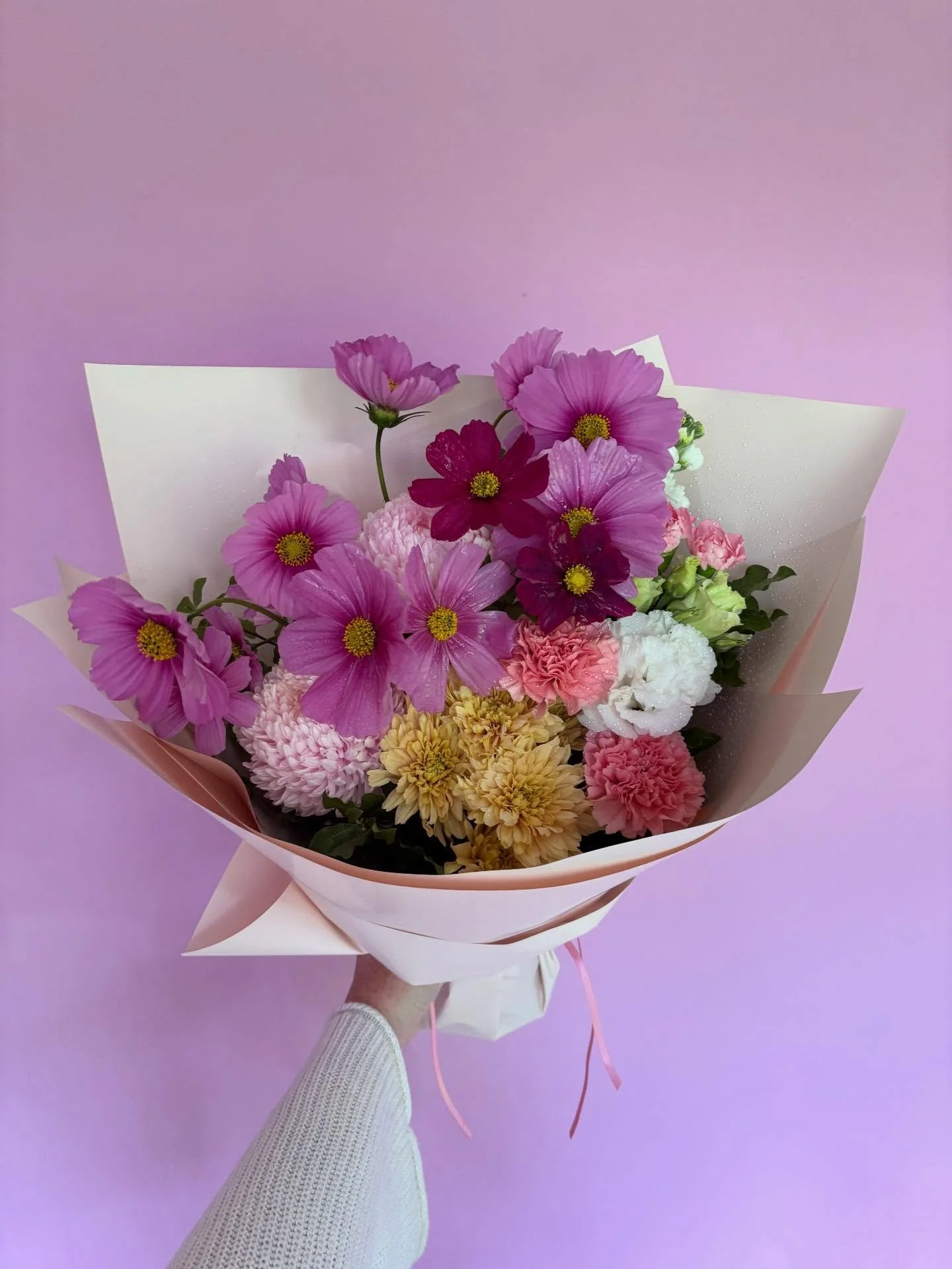 🌸THIS WEEKS HOURS&nbsp;🌸
Tuesday 21st - 9am to 5pm&nbsp;
Wednesday 22nd - 9am to 5pm&nbsp;
Thursday 23rd - 9am to late
Friday 24th - 8:30am to 5pm&nbsp;
Saturday 25th - Anzac Day, CLOSED