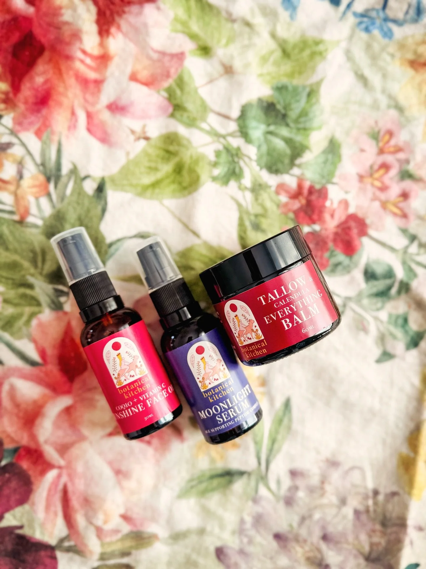 Founders Faves Bundle ❤️ these are my (current) go-to&rsquo;s and a great place to start with the BK range 💖

Moonlight serum: a 7% peptide and methylene blue jelly serum as a base

Sunshine serum: a velvety slick plant based top oil to seal hydrati