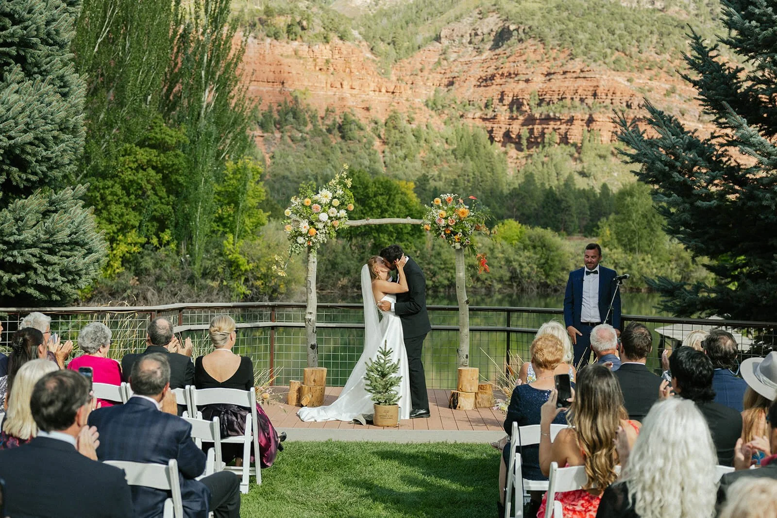 Jill-Elliot-RiverbendRanch-Wedding-Ceremony-5730 copy.jpg