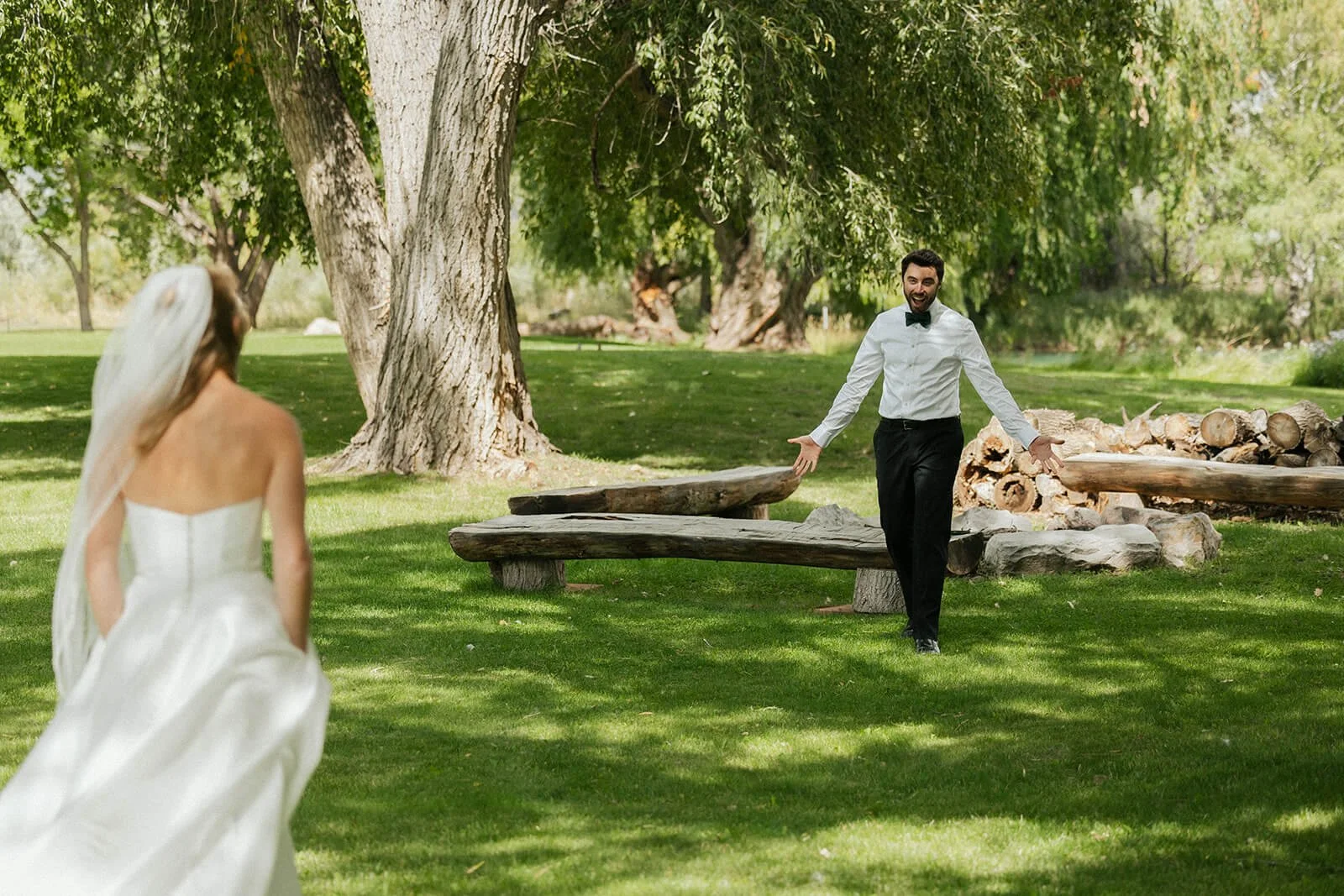 Jill-Elliot-RiverbendRanch-Wedding-FirstLook-0133 copy.jpg