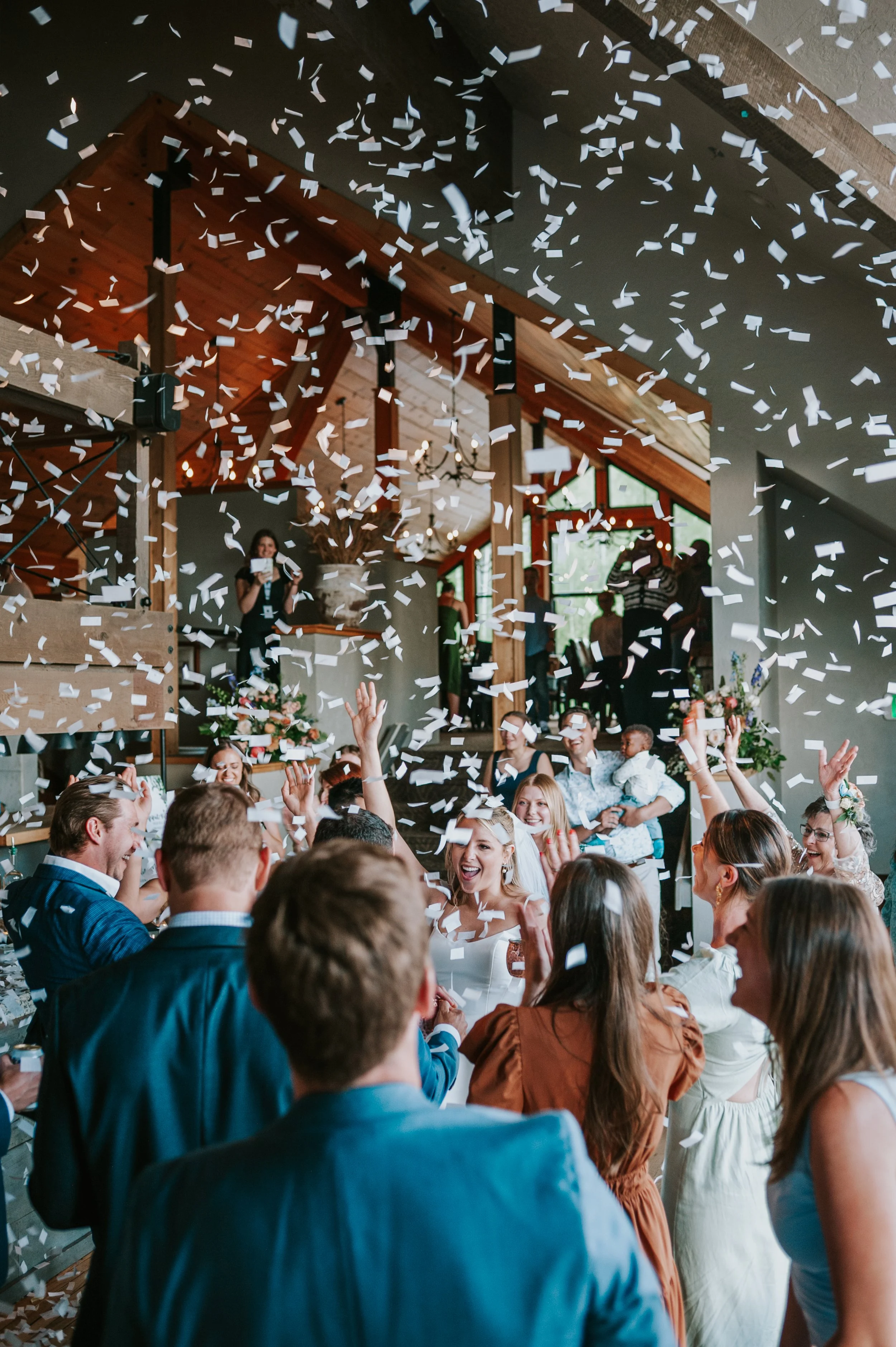 Why Hiring a Wedding Coordinator Is Better Than Relying on Friends and Family