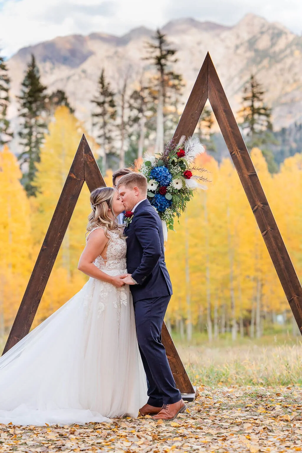 Ryan&Brooke'sWeddingSneakPeek-18.jpg