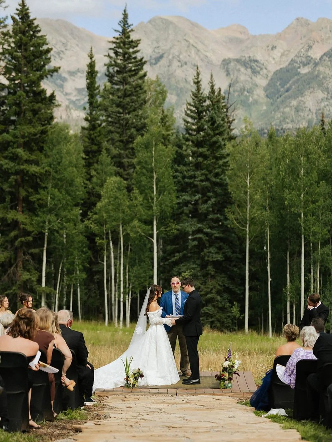 ClarissaCason-CascadeVillage-Wedding-SneakPeeks-0530.jpg