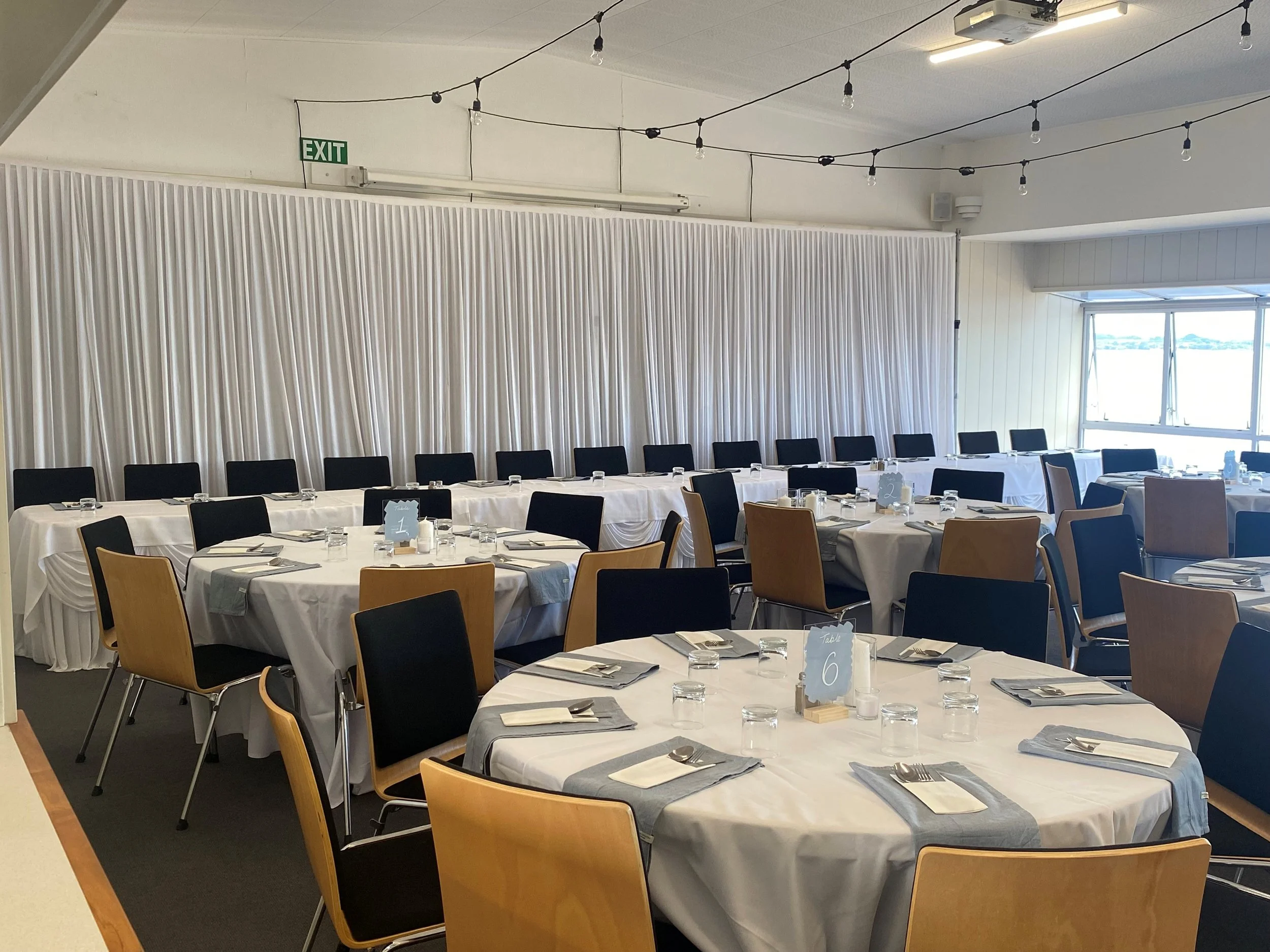14 person head table2.jpg