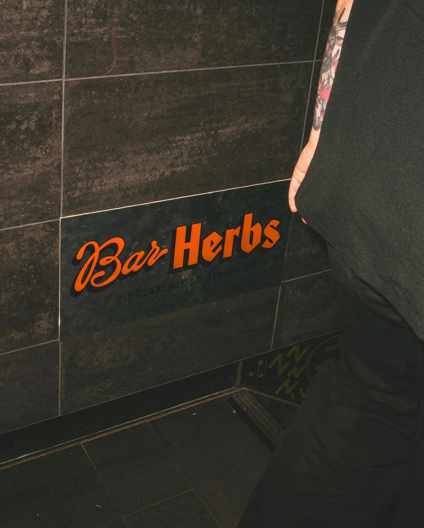 Our $13 Martini Happy Hour is waiting for you from 4pm. 🍸

Open until 2am tonight. 

#BarHerbs