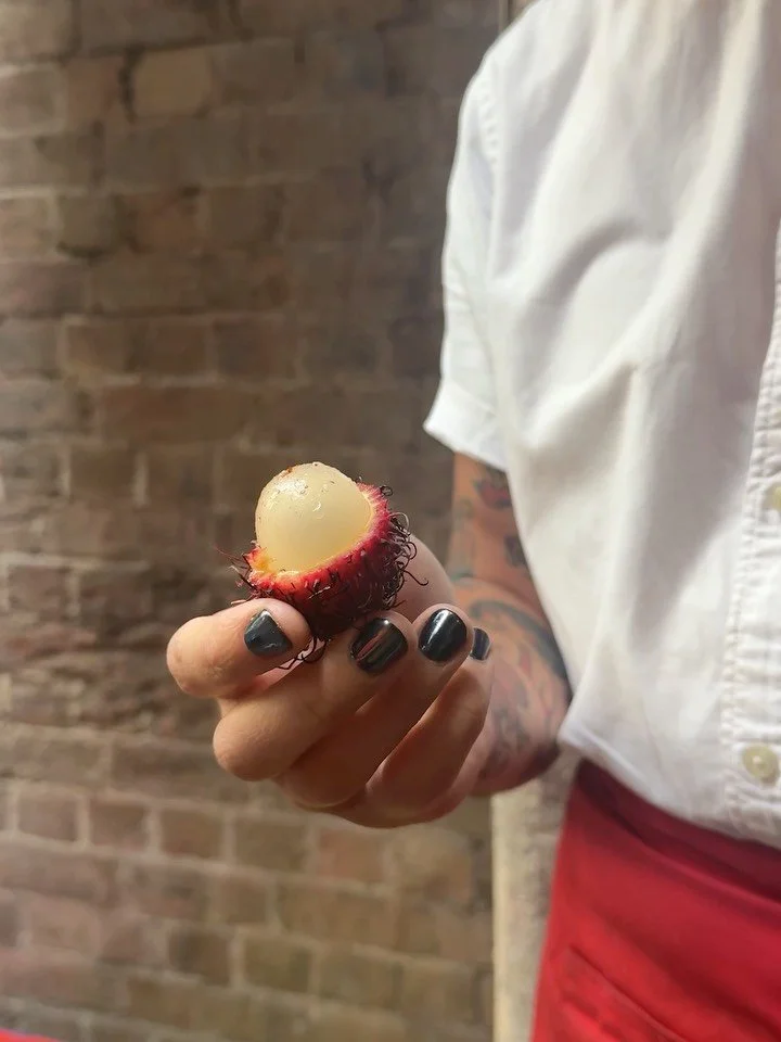 Weekly fruit. Rambutan.
Cut and served with lime and spice, paired with mezcal. 

📍Council Pl, Sydney.

#CantinaOK
