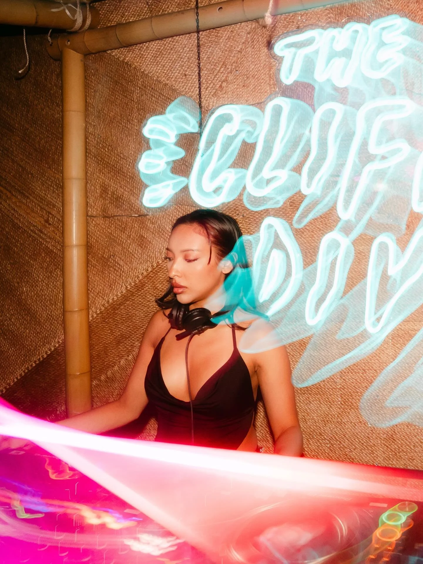 LAST WEEKEND AT CLIFF! ‼️❤️&zwj;🔥

Thanks for another huge weekend of loving Cliff, Cliff LOVES YOU! 

#TheCliffDive